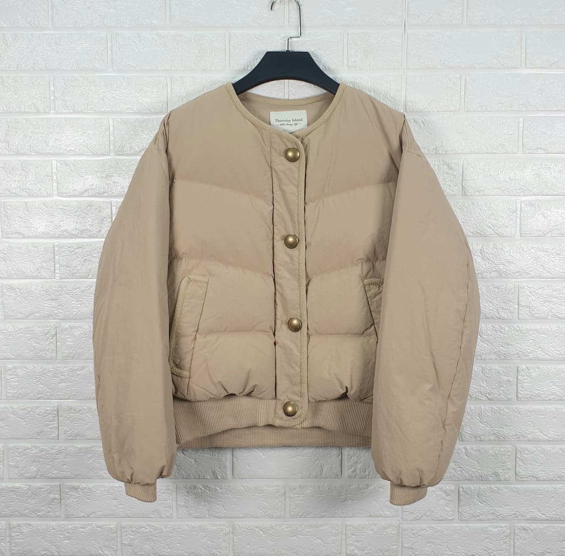 [S]써스데이아일랜드 덕다운 노카라 점퍼 상품이미지4