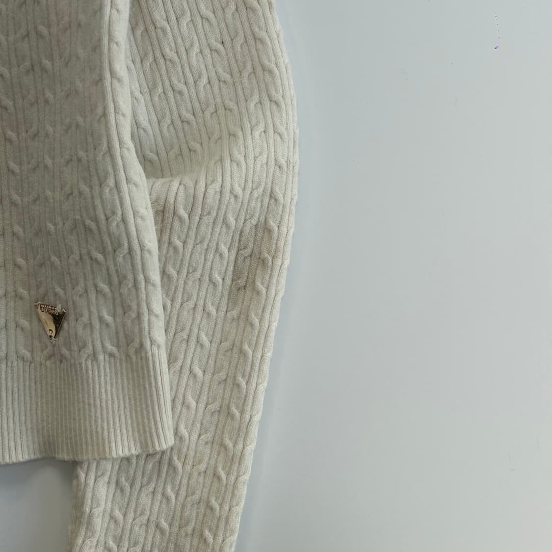 Guess 게스 아이보리 케이블 니트 가디건 상품이미지6