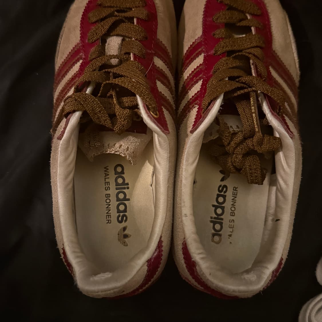 아디다스 웨일즈 보너 콜라보 스웨이드 스니커즈 상품이미지5