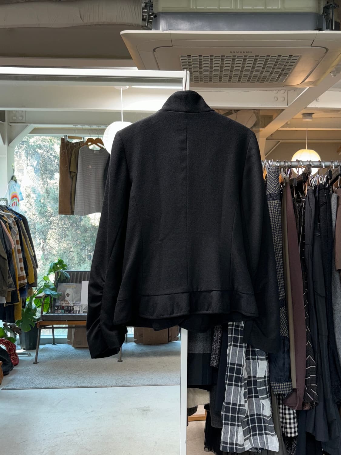 아츠로 타야마 프릴 울자켓 상품이미지3