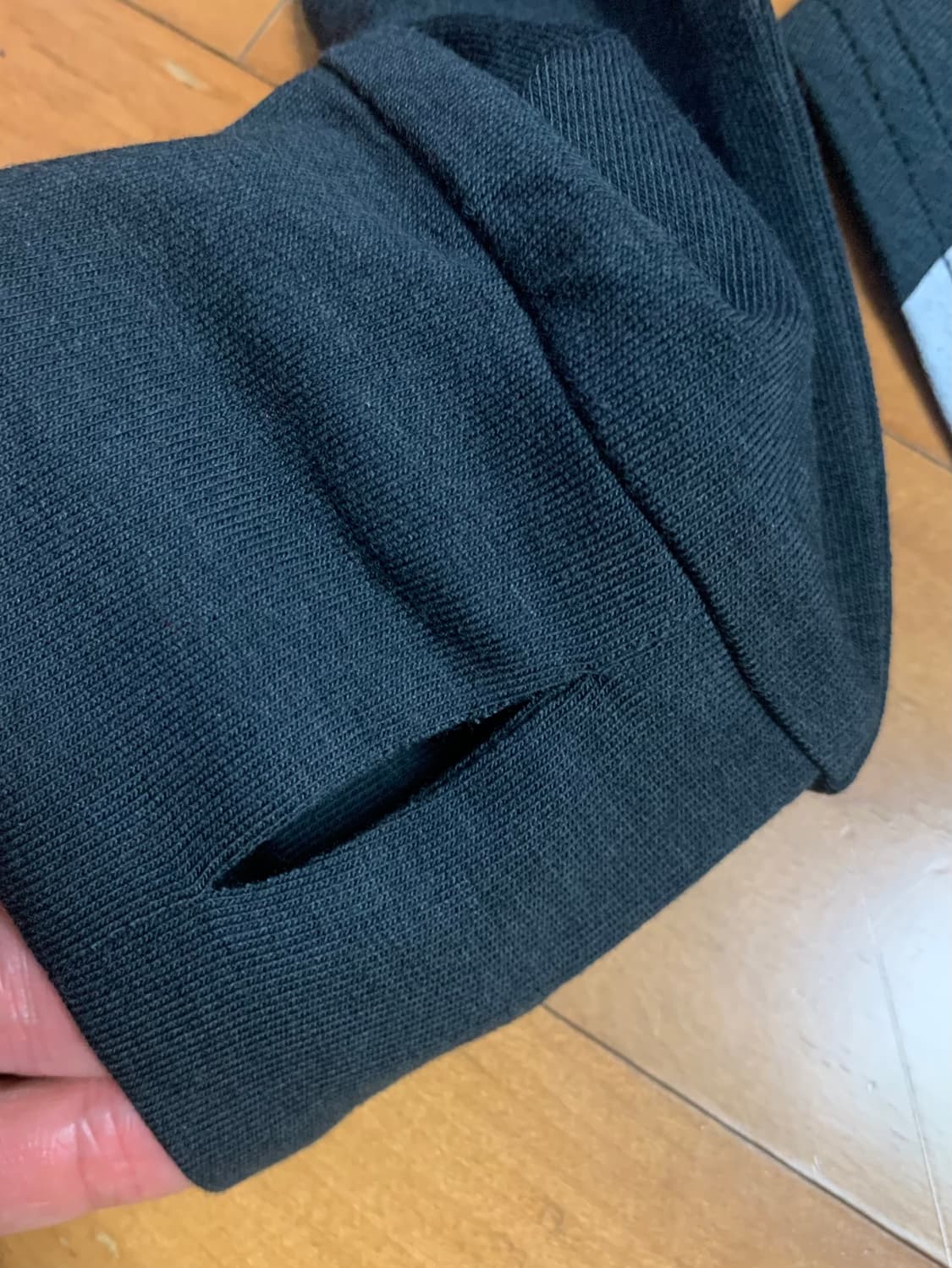 [새제품] 트루 릴리젼 트랙 자켓 상품이미지5