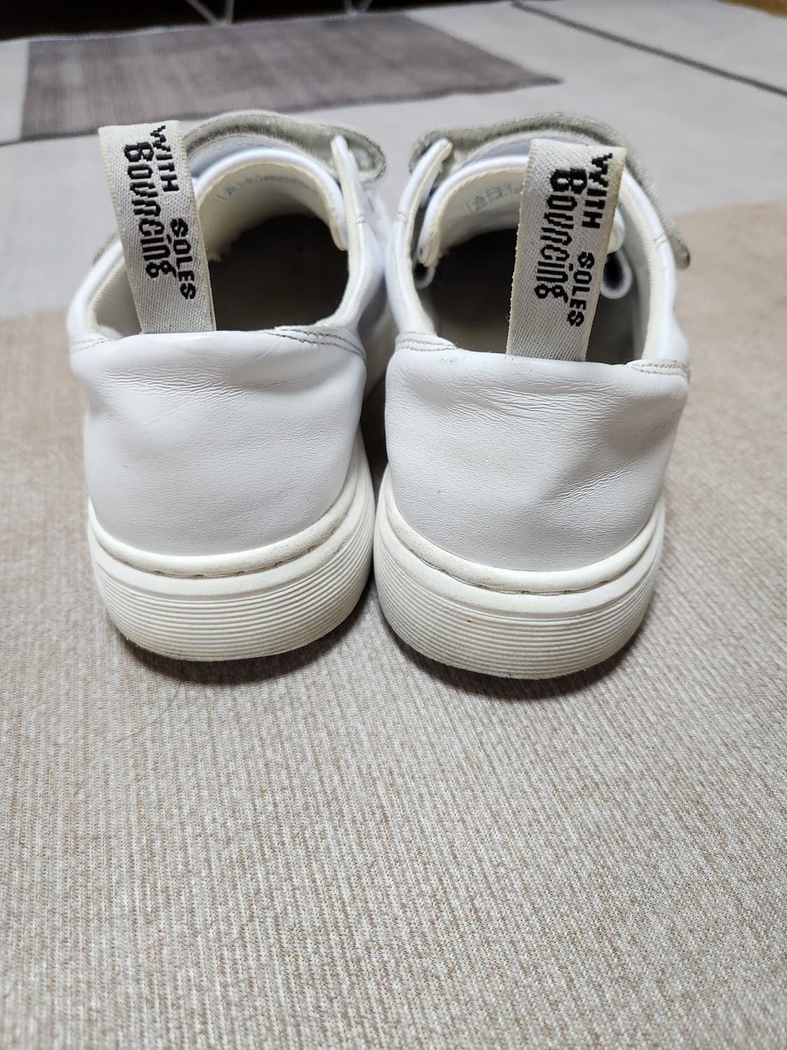 닥터마틴 단테 스트랩 화이트 상품이미지2