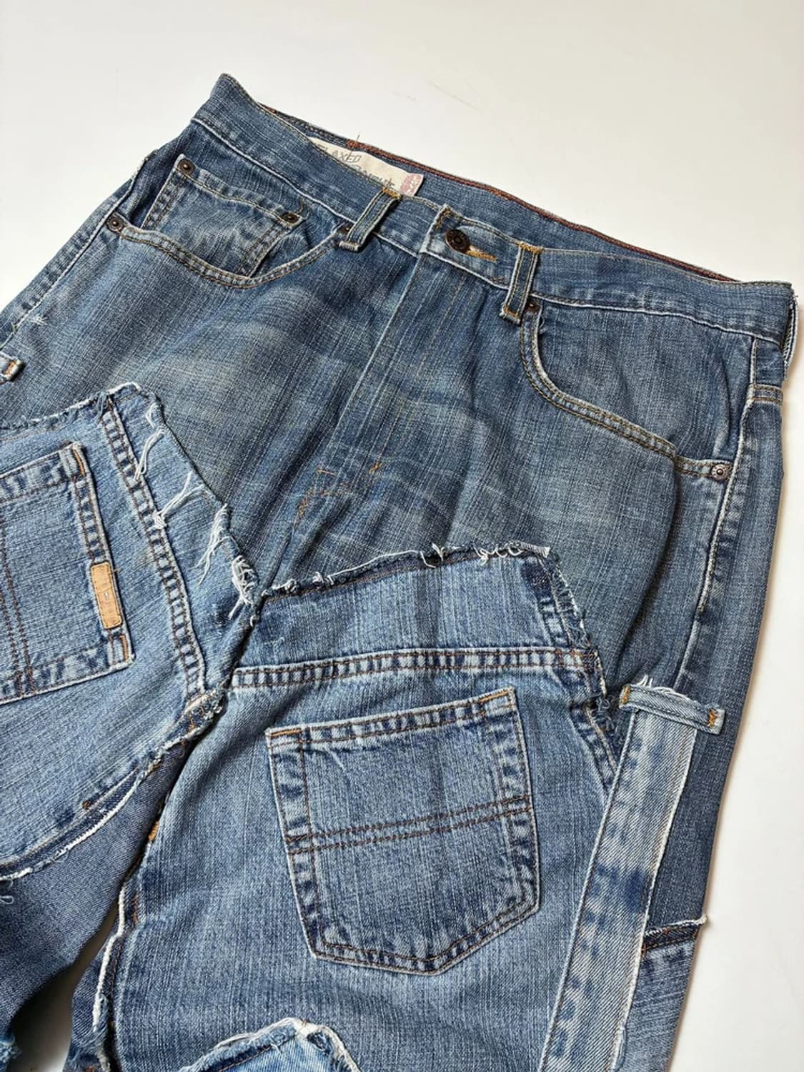 리바이스 559 릴렉스드 커스텀 멀티 포켓 락시크 데님 팬츠 PN8495 상품이미지2