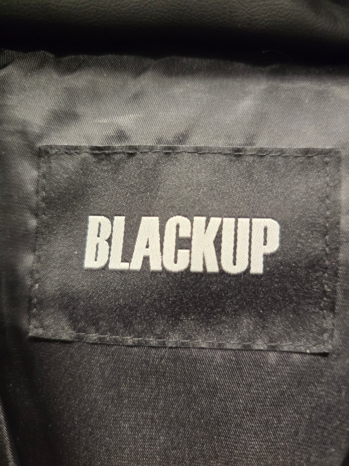 블랙업 레더 크롭 패딩 점퍼 프리사이즈 상품이미지7