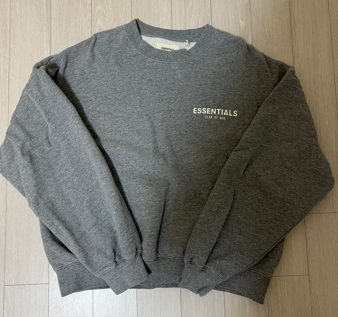 에센셜 맨투맨 상품이미지1