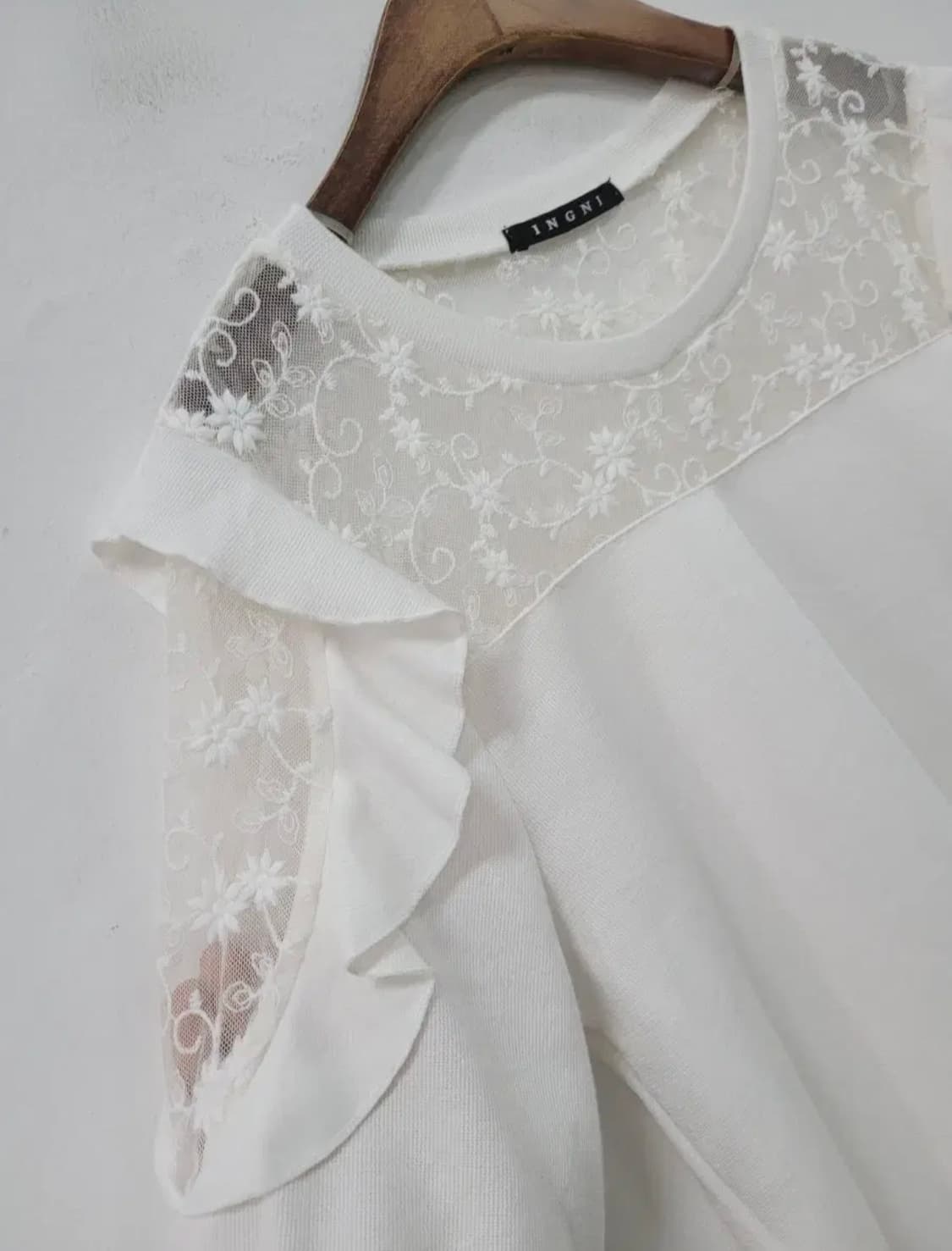 ingni 잉그니 프릴 레이스 반팔 블라우스 /스나계양산형양지뢰히메갸루 상품이미지3