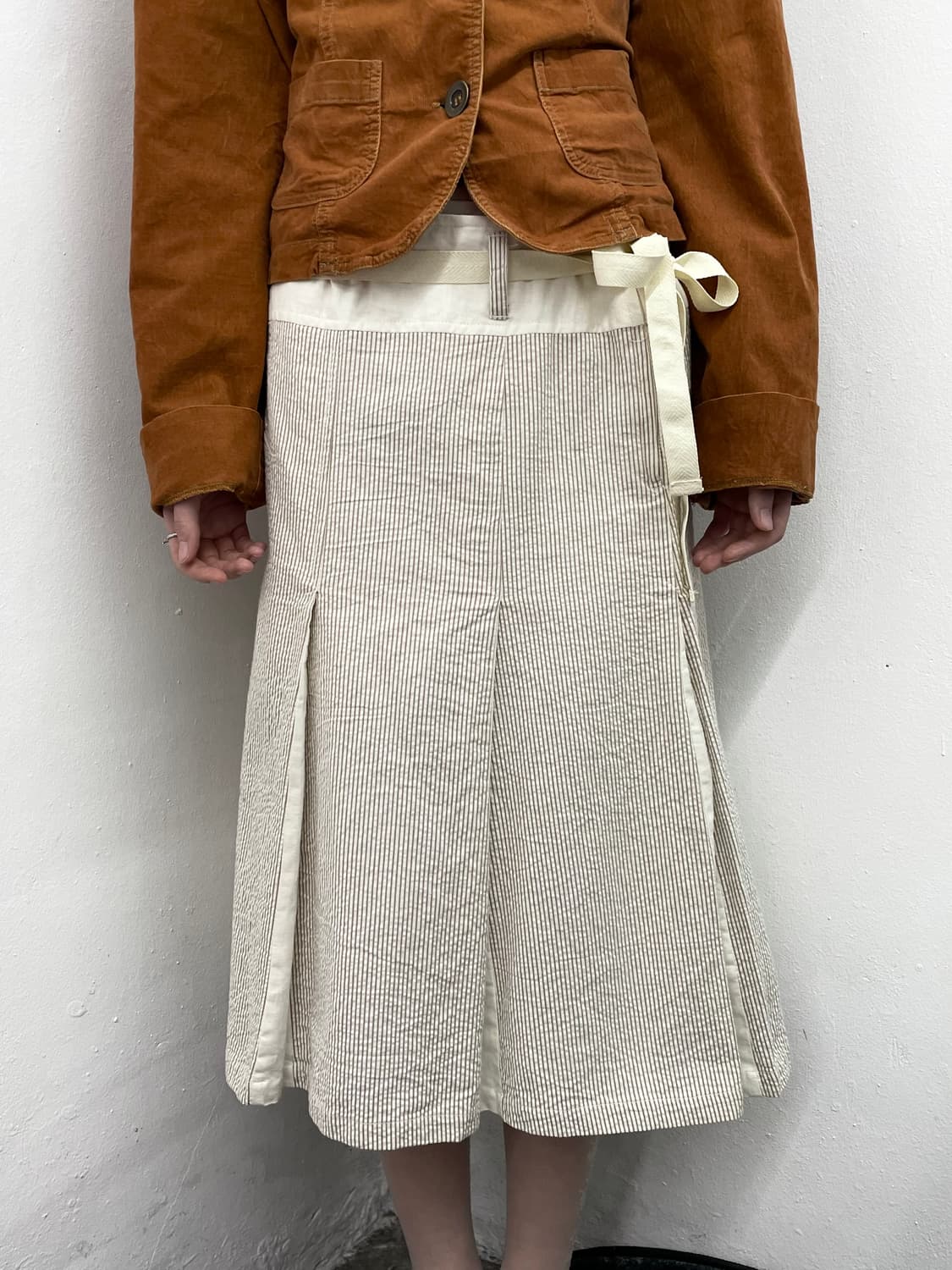 스트라이프 스트랩 플리츠 스커트 상품이미지2