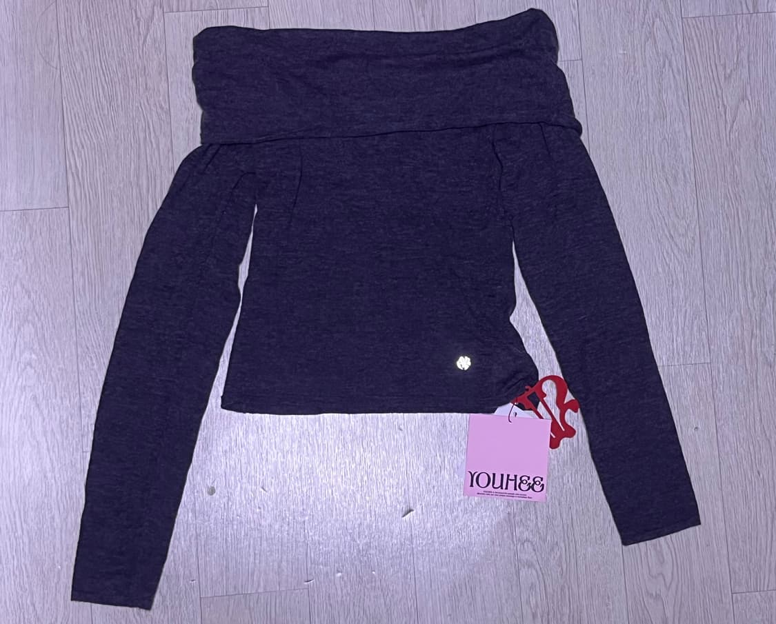 [새상품] 유희 베이직 오프숄더 니트 차콜 상품이미지2