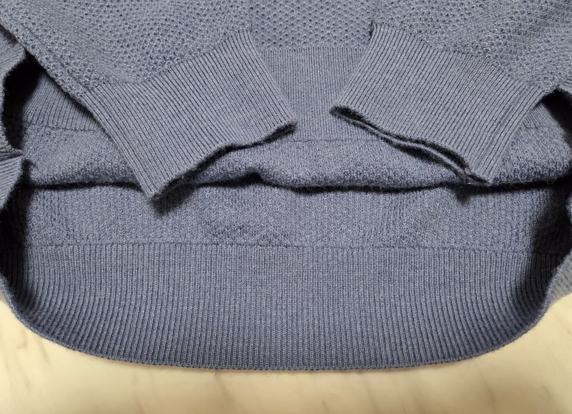 몽클레어 네이비 블루 니트 상품이미지5