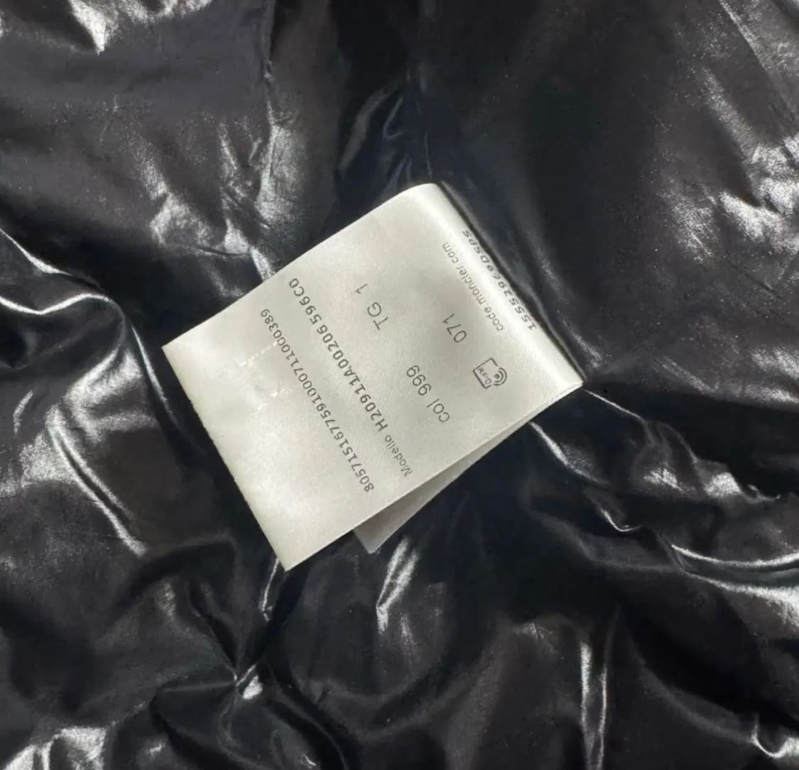 몽클레어 니지마 패치 모노그램 패딩 자켓 블랙 1사이즈 상품이미지3