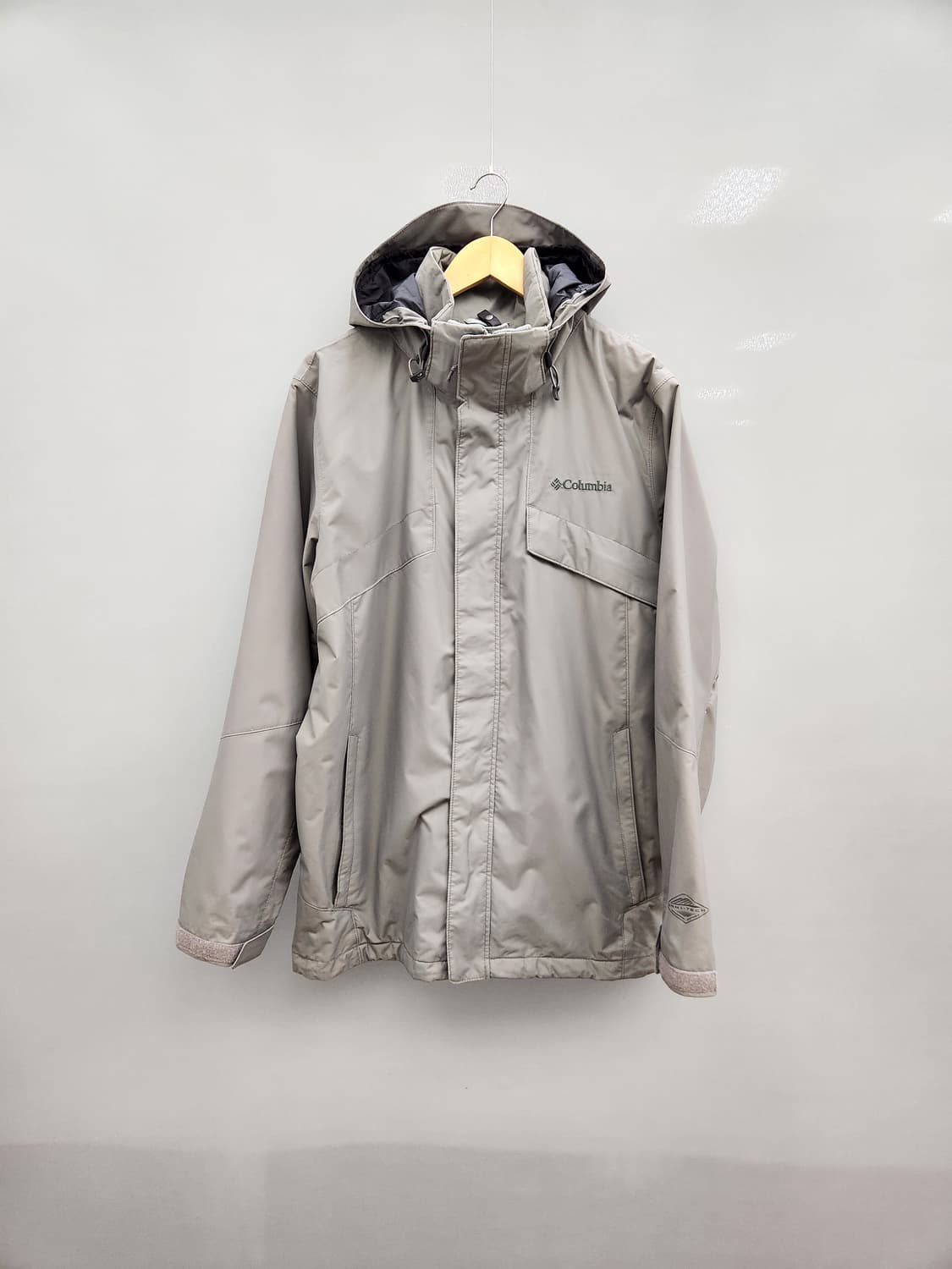 컬럼비아 옴니테크 후드 바람막이 상품이미지1