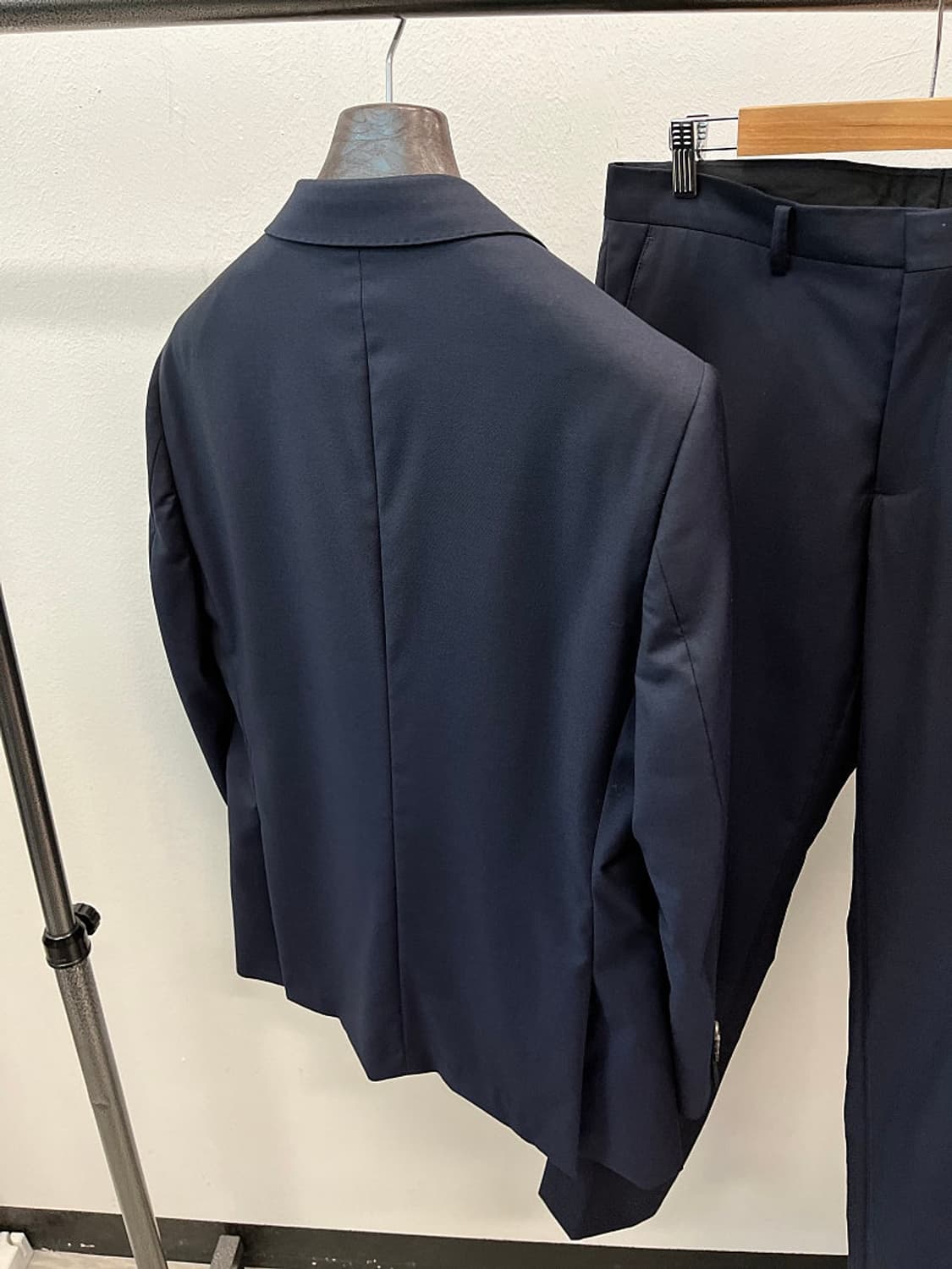 100,32) 로가디스 구아벨로 슈트  상품이미지6