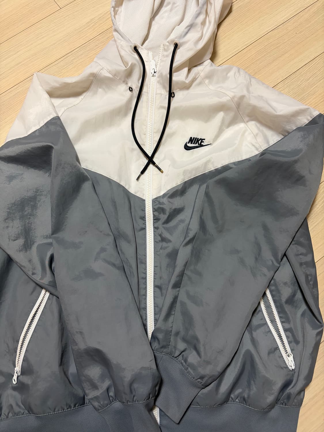 나이키 윈드러너 바람막이 그레이 상품이미지1