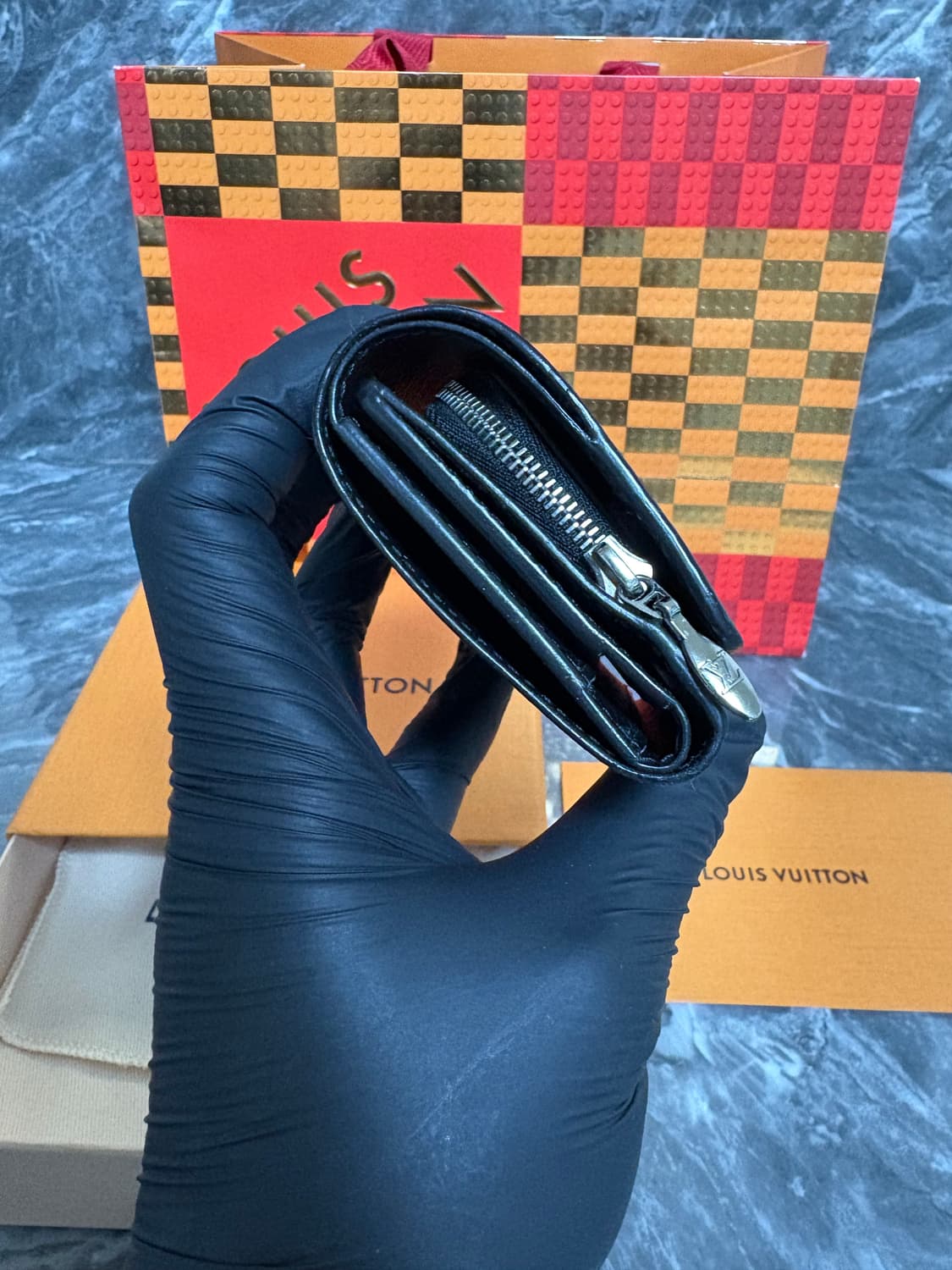 루이비통 트위스트 컴팩트 윌렛 반지갑 상품이미지7