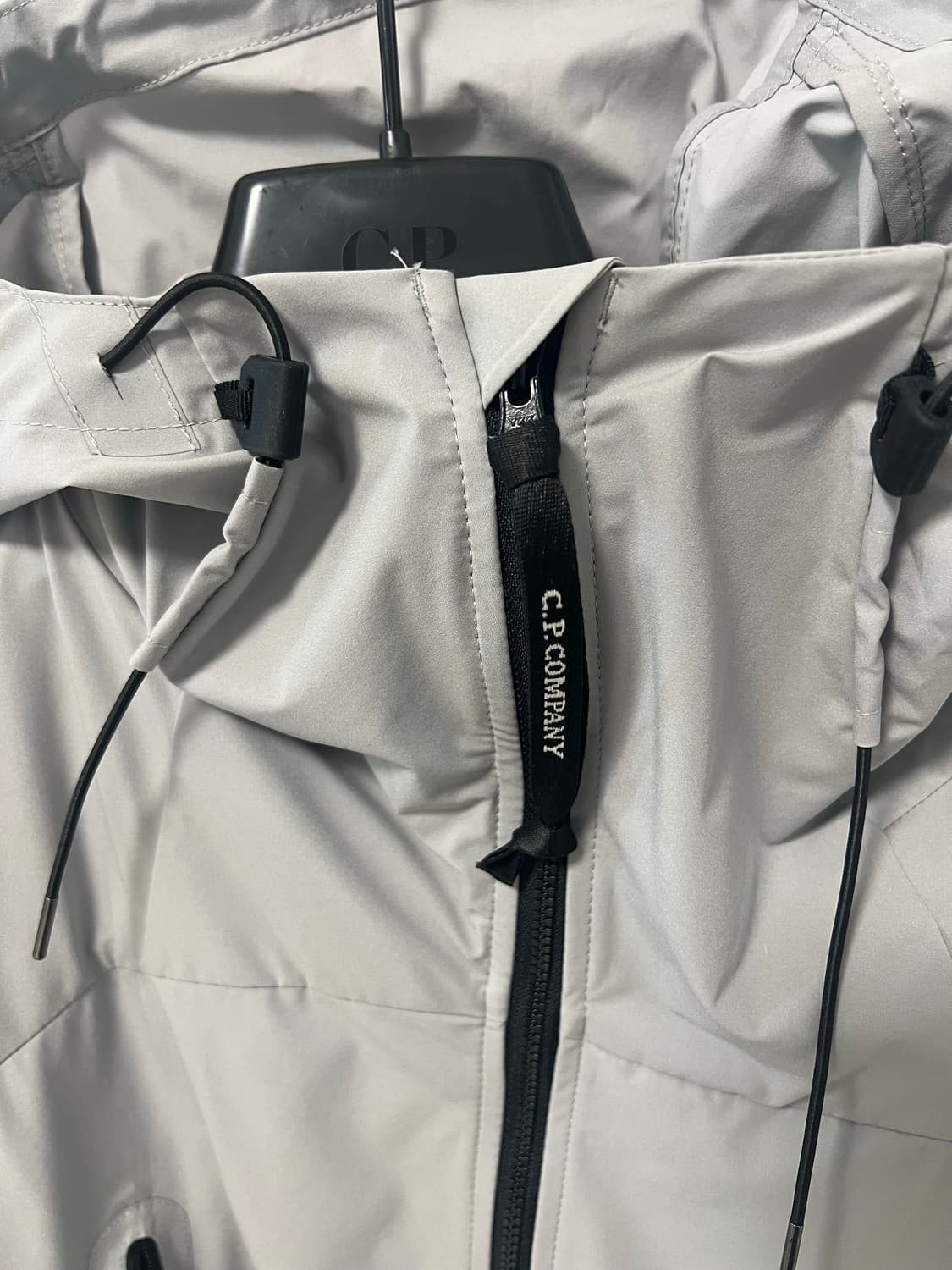 CP컴퍼니 16CMOW403A 프로텍 후드 자켓 그레이 48 상품이미지5