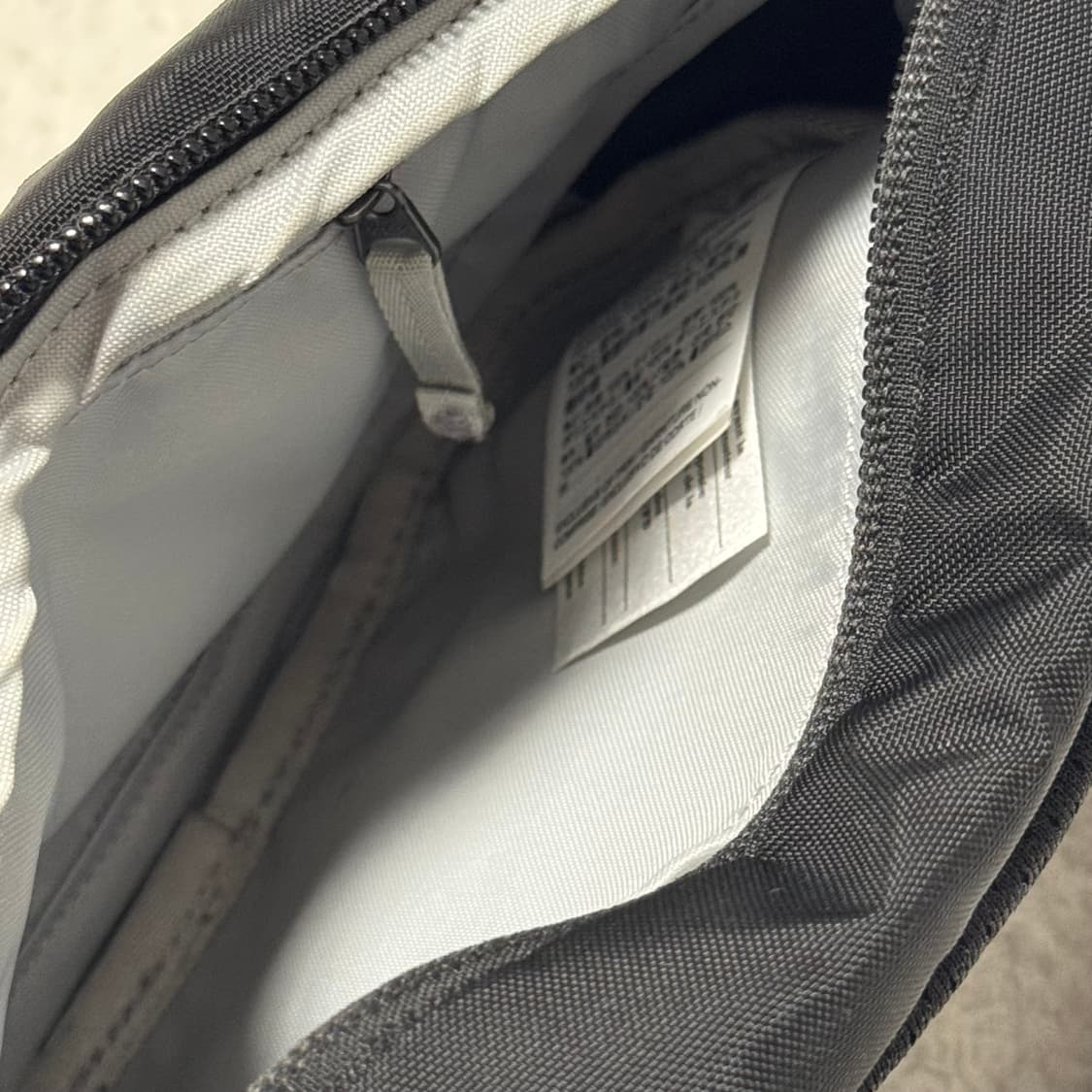 아크테릭스 맨티스 1 웨이스트팩 블랙 상품이미지4