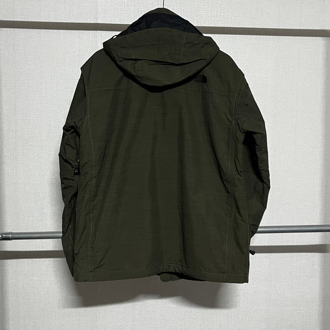 노스페이스 카키색 점퍼 S 상품이미지2