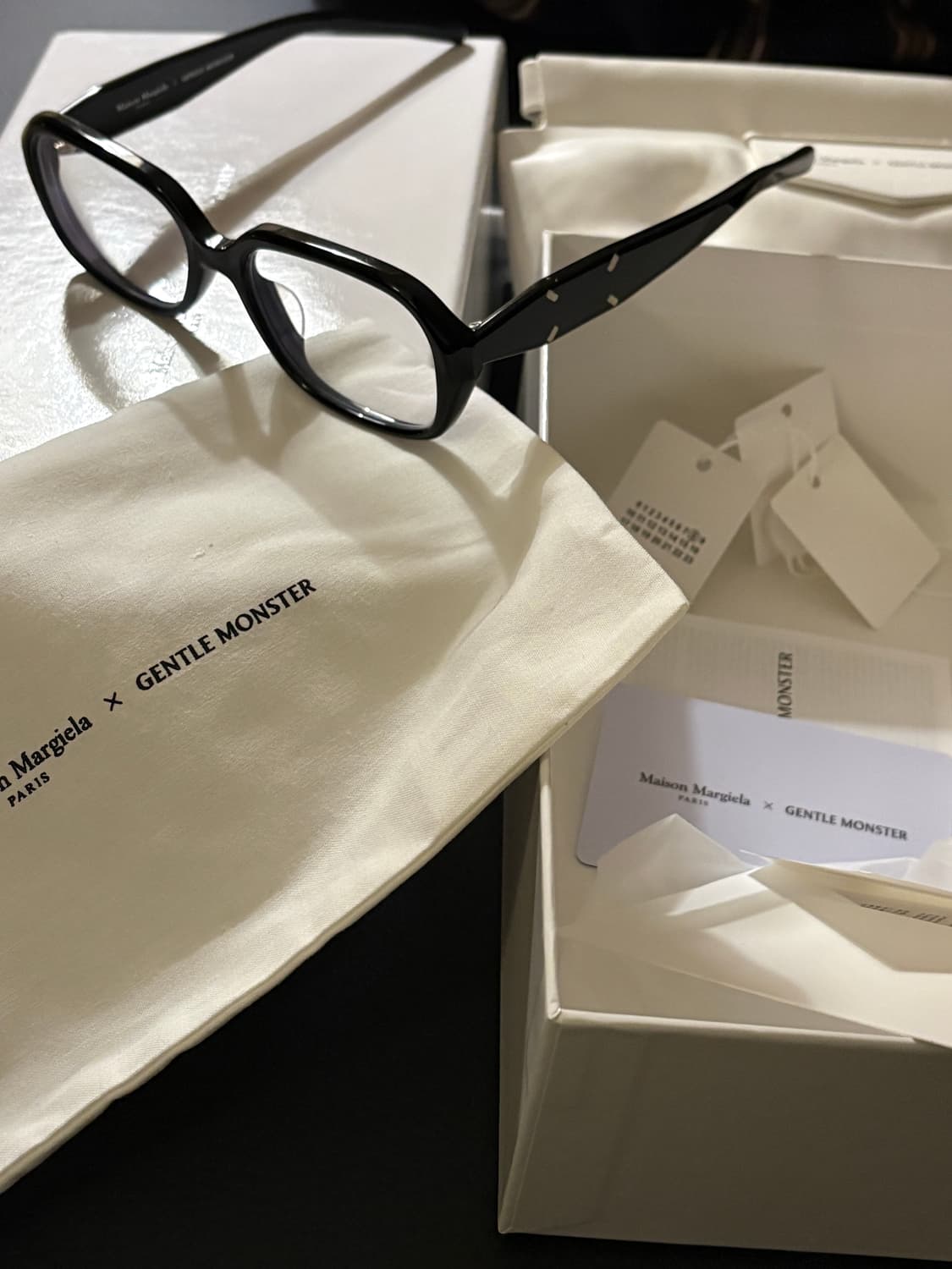 젠틀몬스터 마르지엘라 mm212 상품이미지1