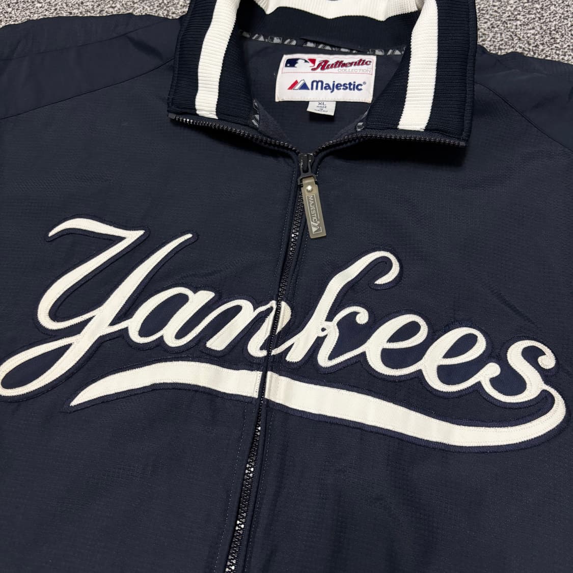 90s 빈티지 마제스틱 양키스 덕아웃 자켓 상품이미지8