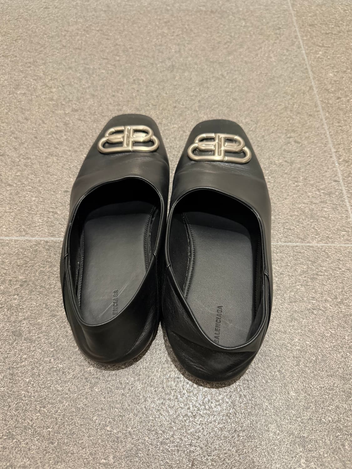 발렌시아가 BB로퍼  상품이미지3