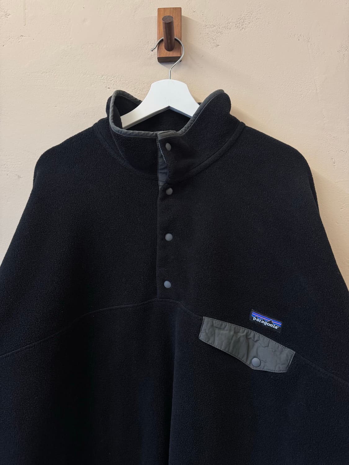 파타고니아 신칠라 블랙 포지 그레이 xxl 상품이미지2