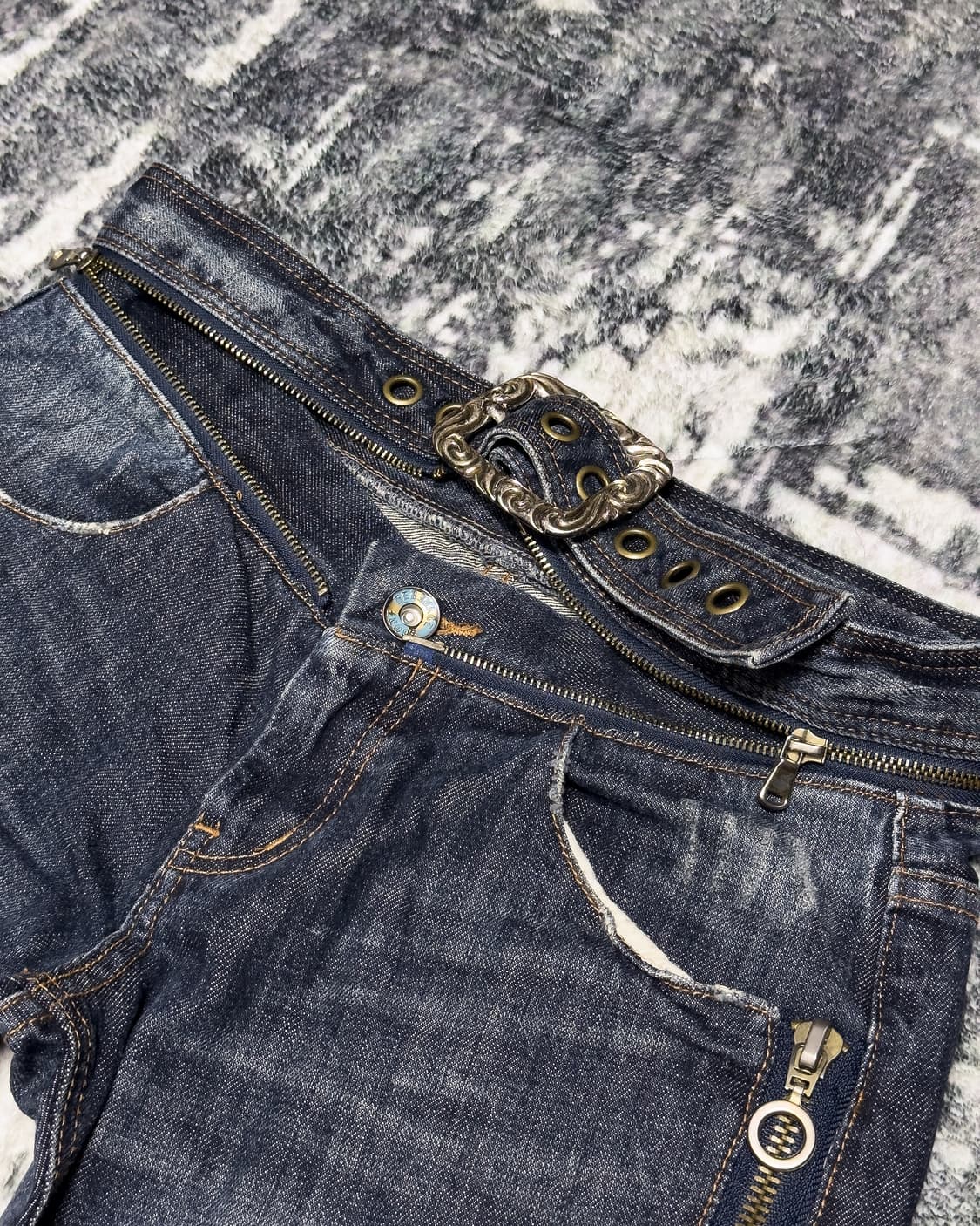 {UNKNOWN} Paint Splatter Zip Belt Denim  상품이미지4