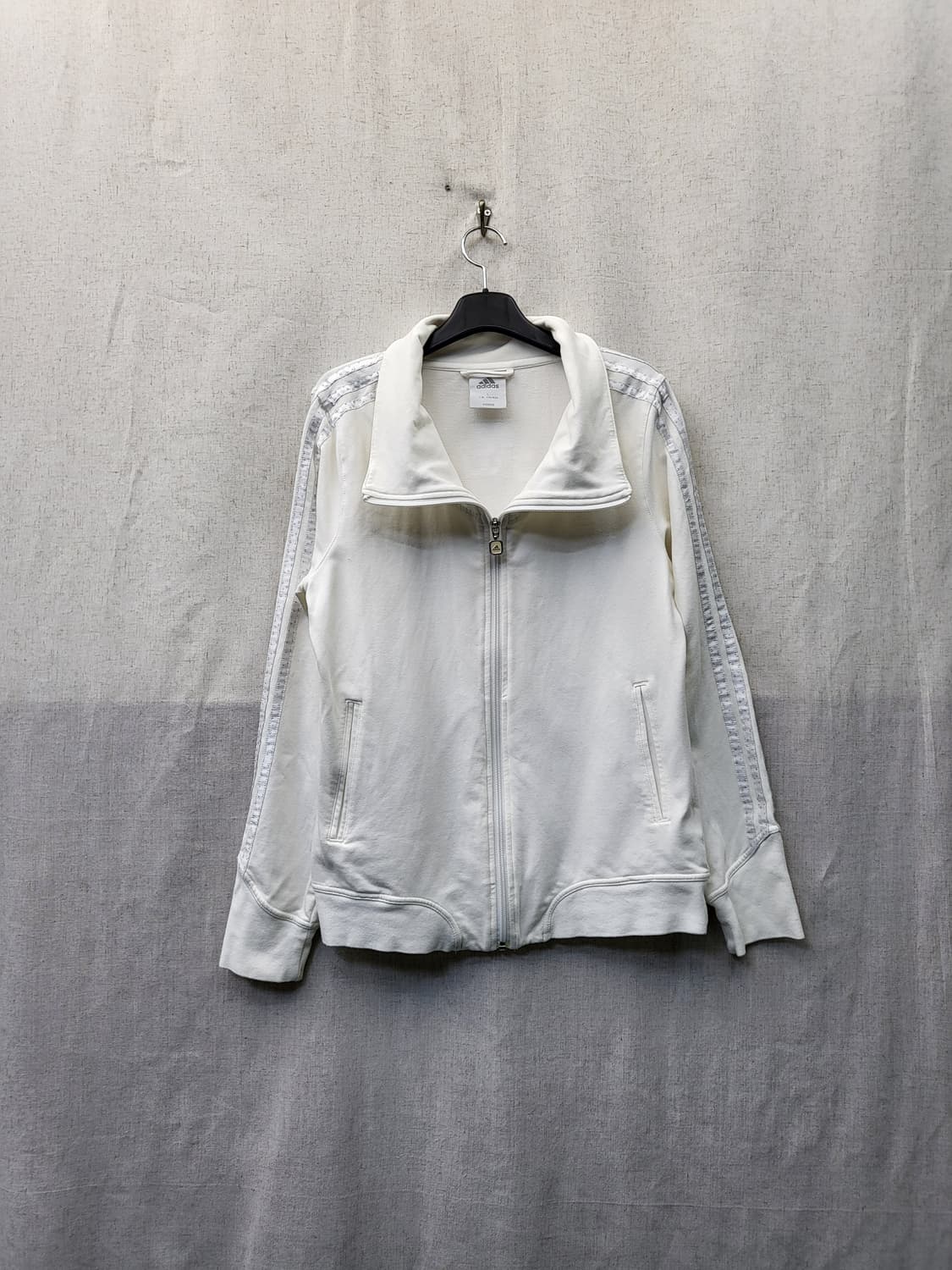 아디다스 올화이트 면져지 상품이미지1