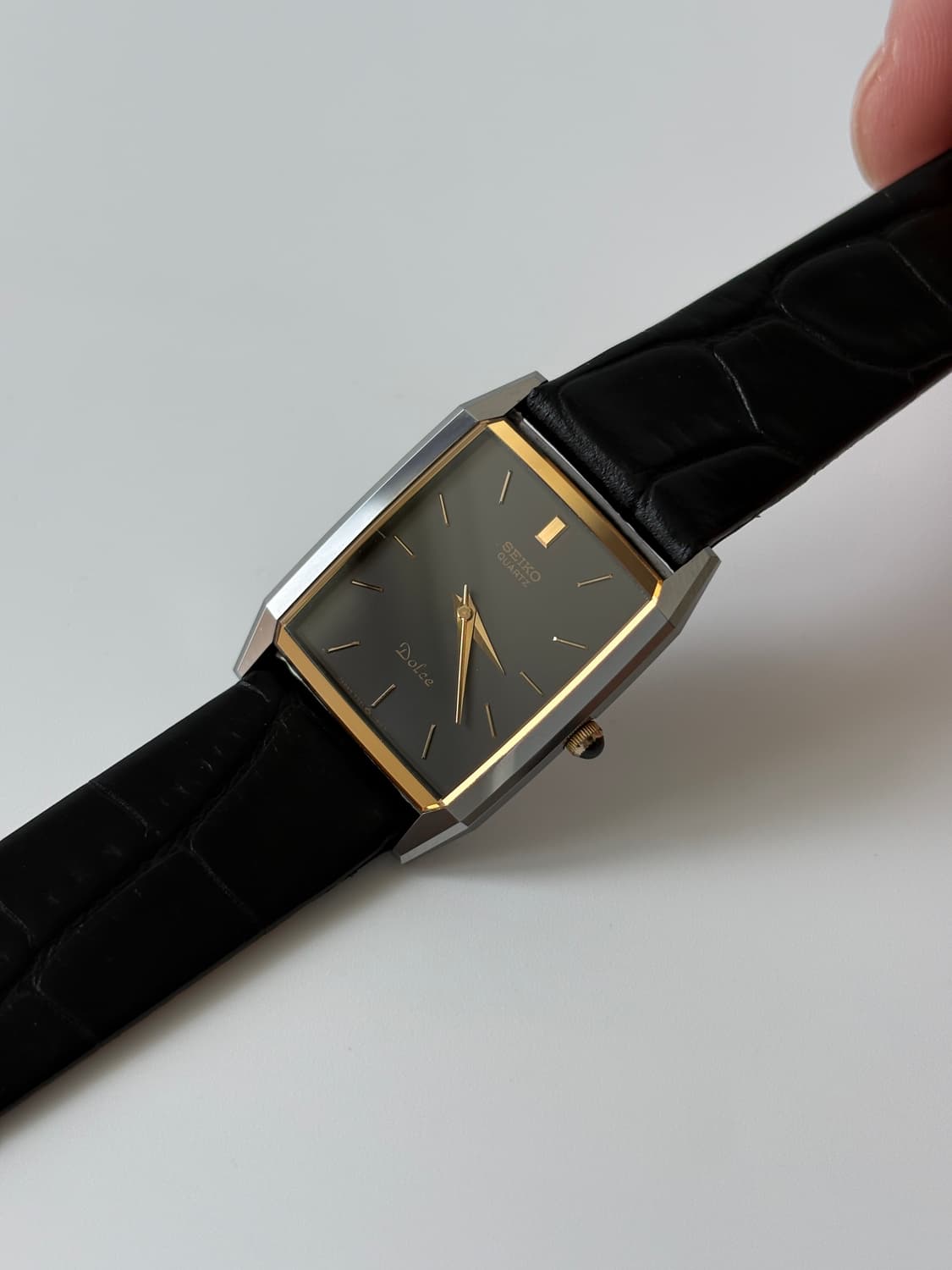 세이코 1980년대 Dolce 블랙 탱크 쿼츠 남성 상품이미지1