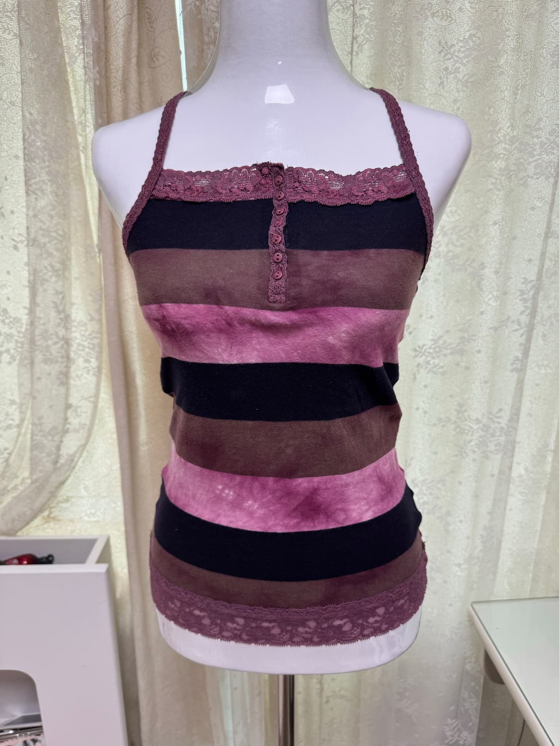 Stripe lace button sleeveless 상품이미지1