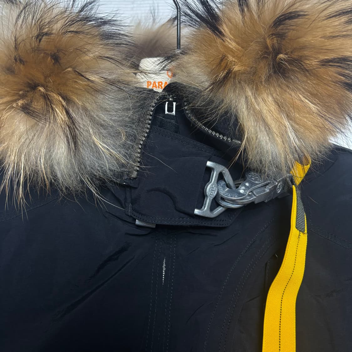 파점 트라이브 라쿤퍼 패딩 S 상품이미지8