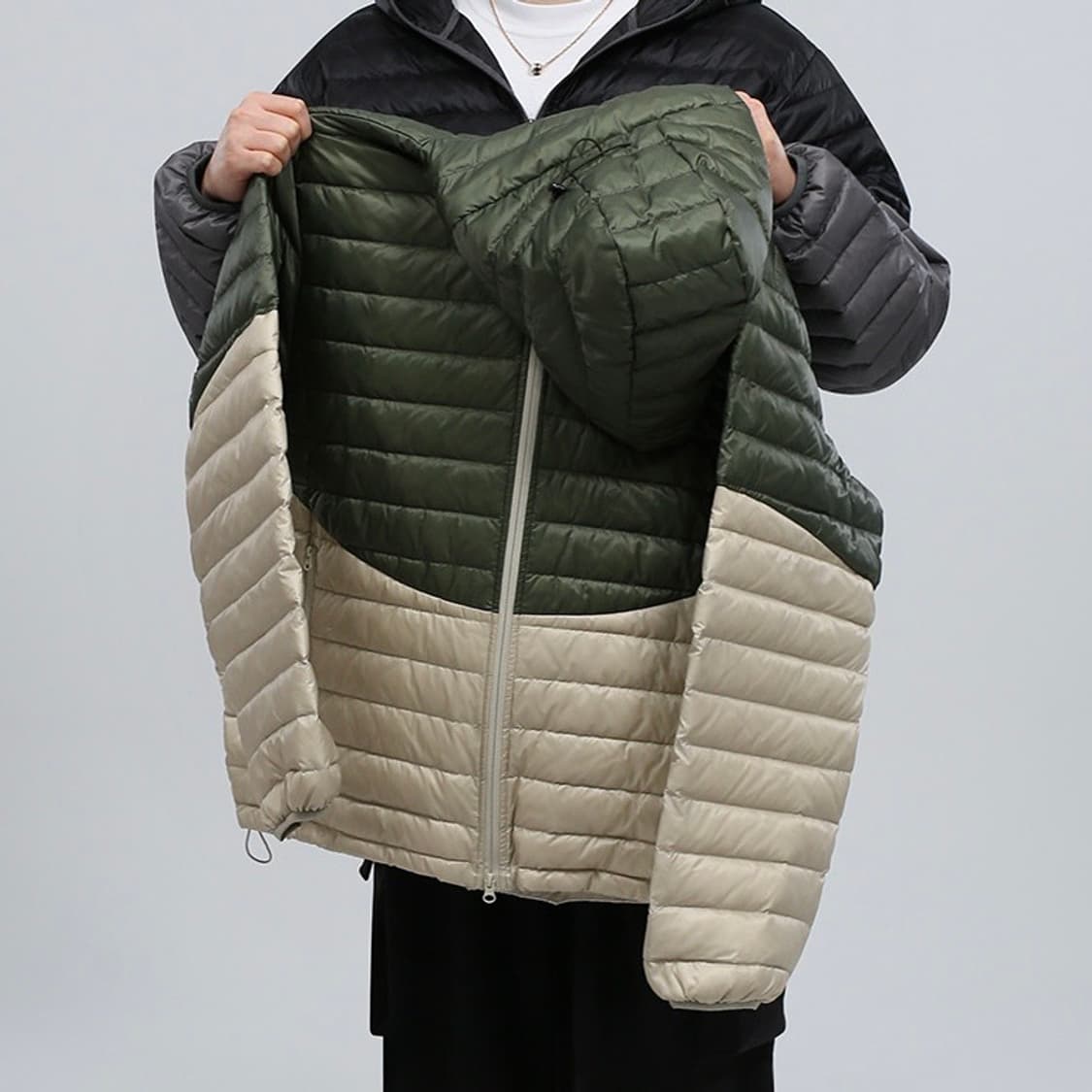 투톤 배색 자수 오버핏 덕다운 경량 점퍼 상품이미지6