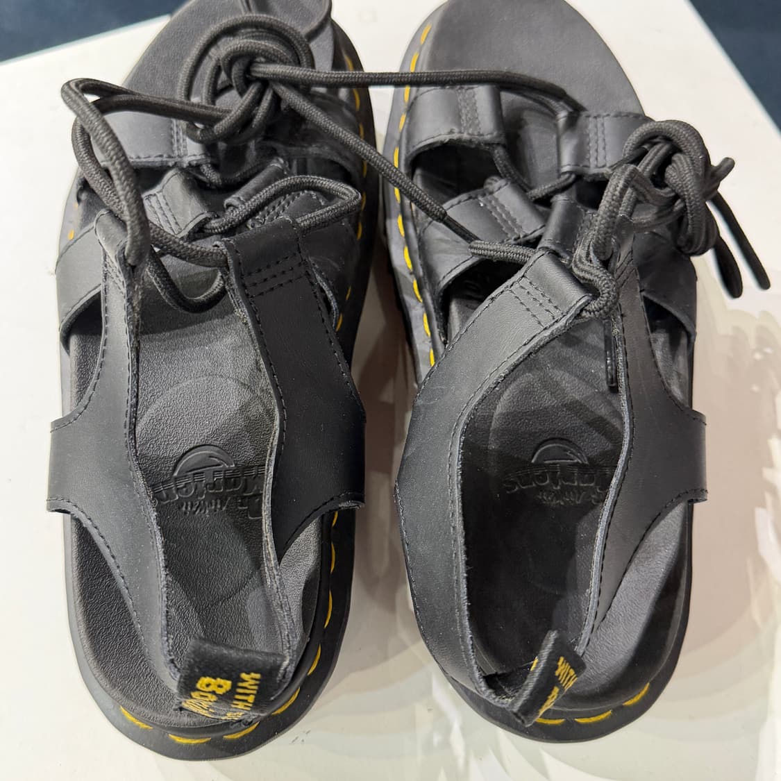 [240mm] 닥터마틴 나틸라 샌들 상품이미지5