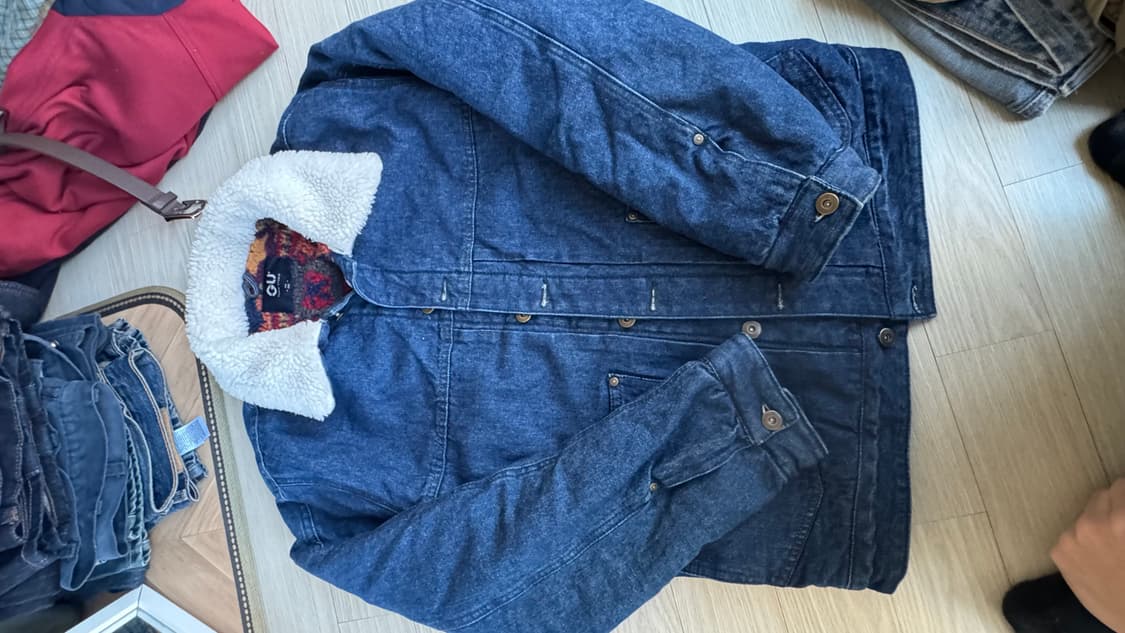 새상품급 Gu 데님 후리스 자켓105 상품이미지3