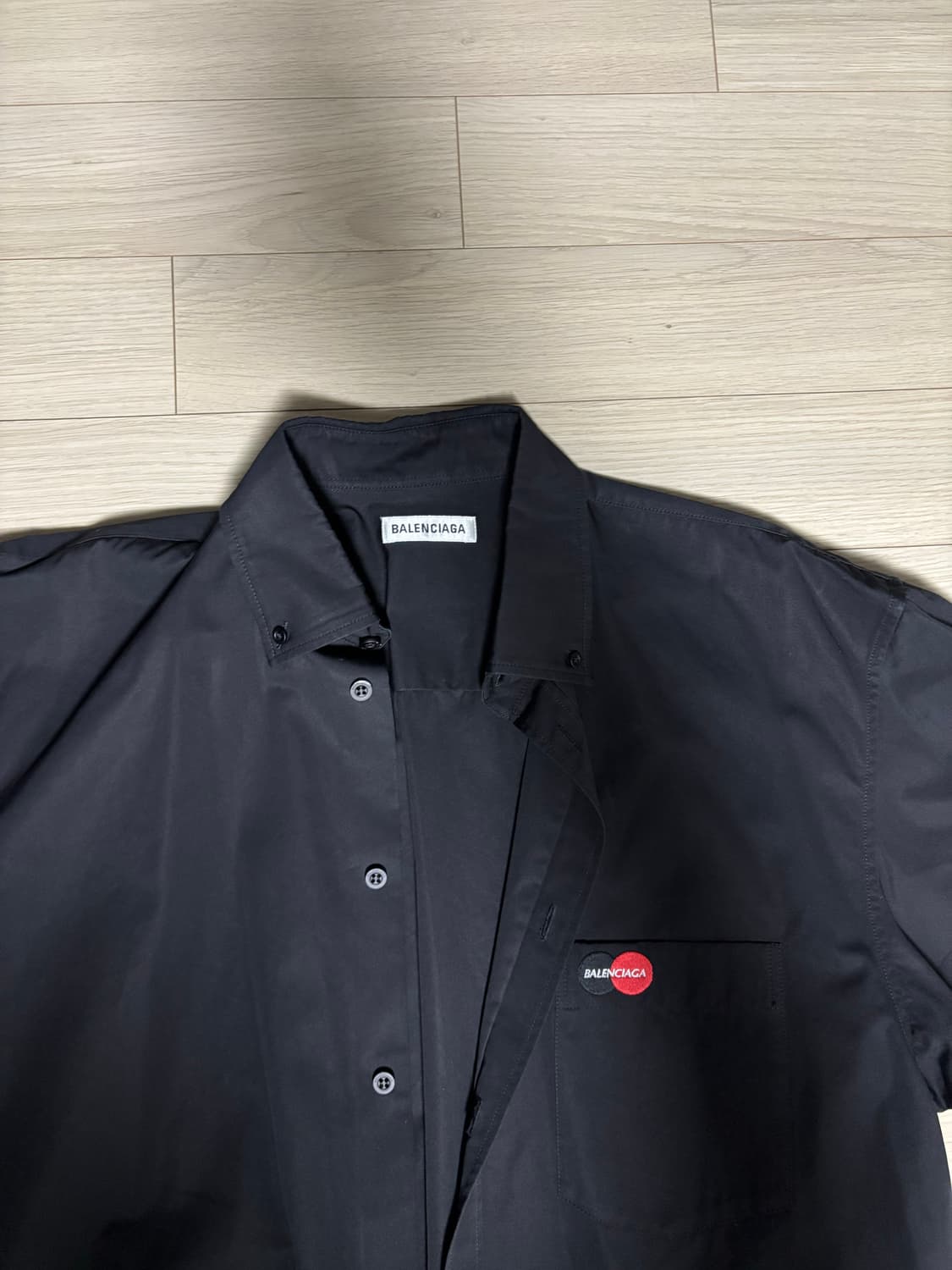 발렌시아가 블랙 반팔 셔츠 36사이즈 상품이미지3