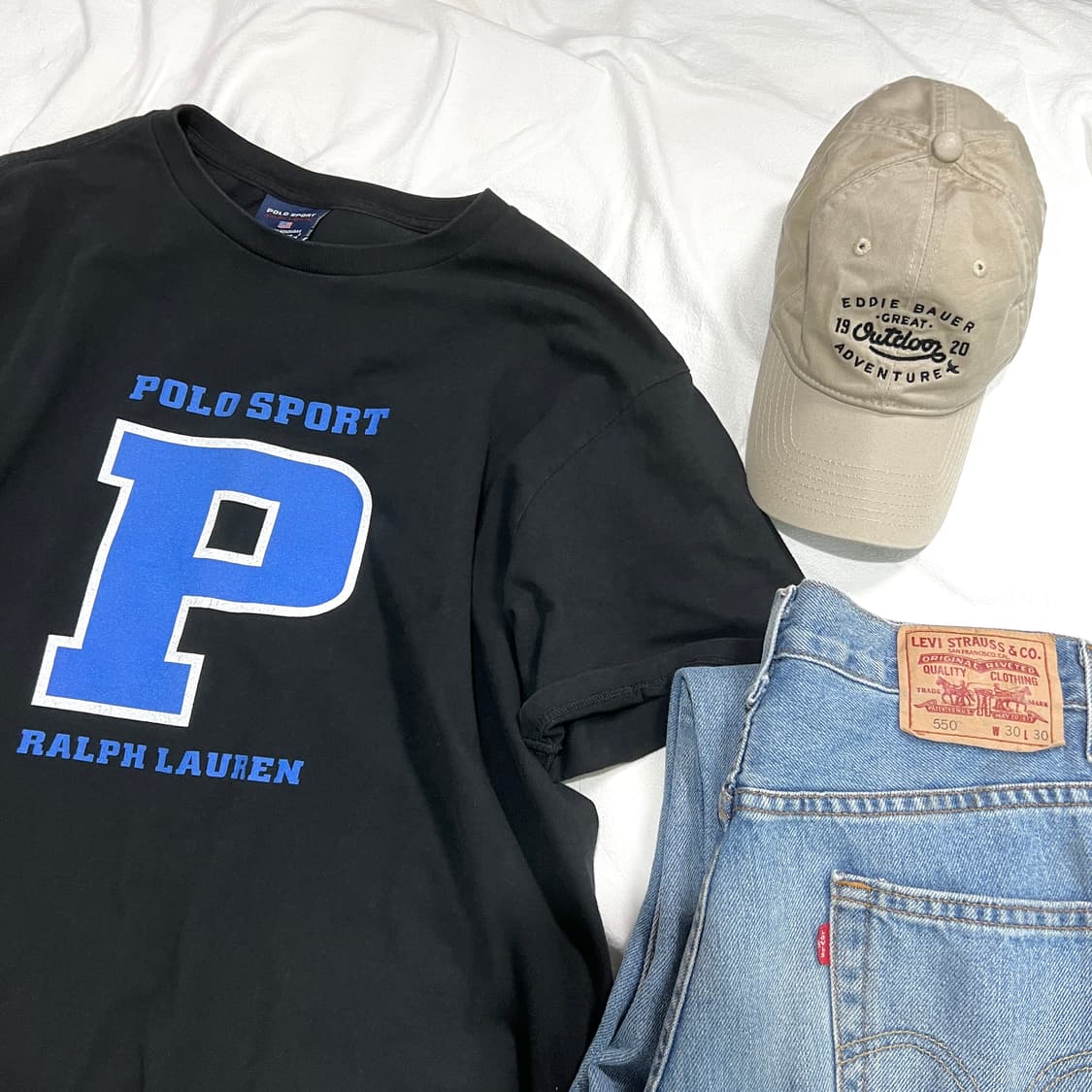 black T-shirt 상품이미지1