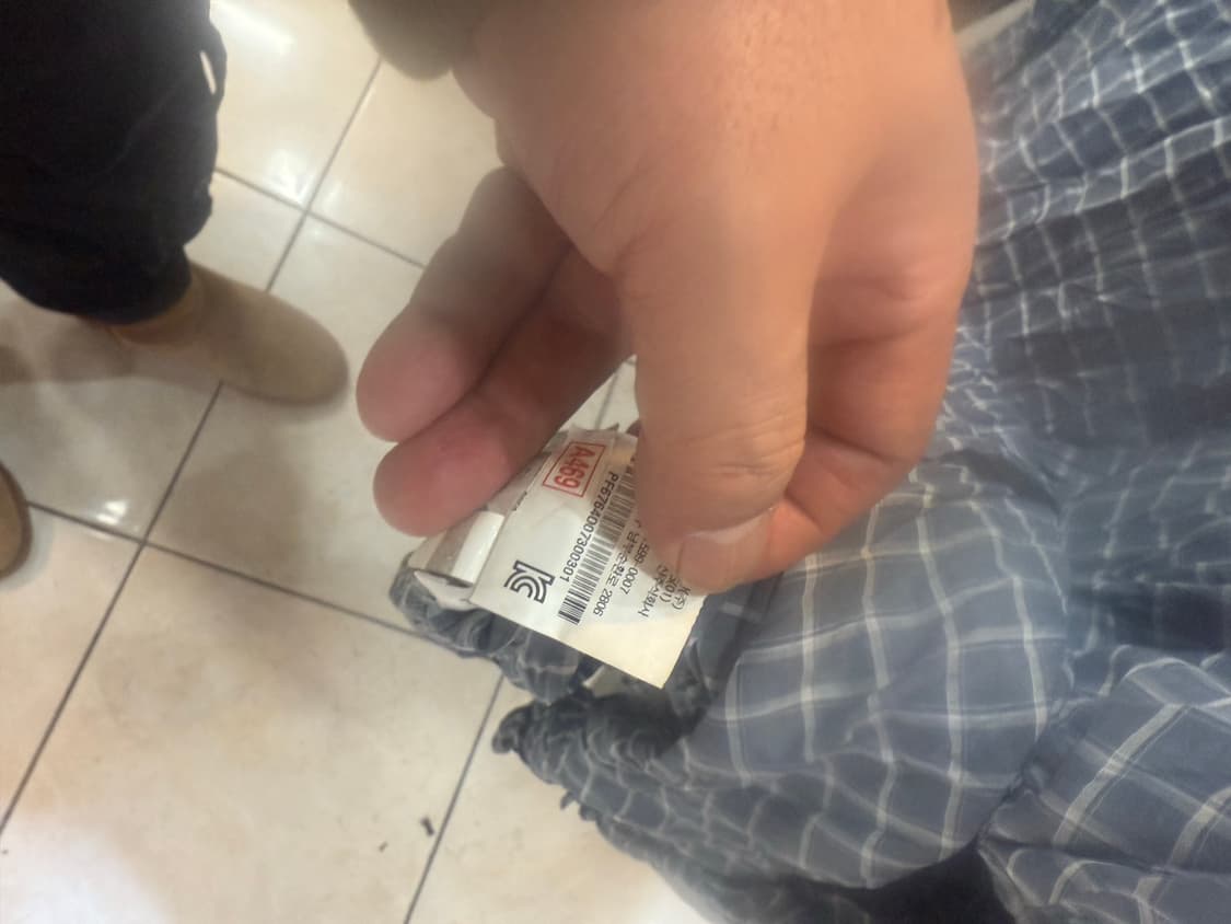 3/66 정품 플리츠플리즈 블라우스 팝니다 상품이미지3