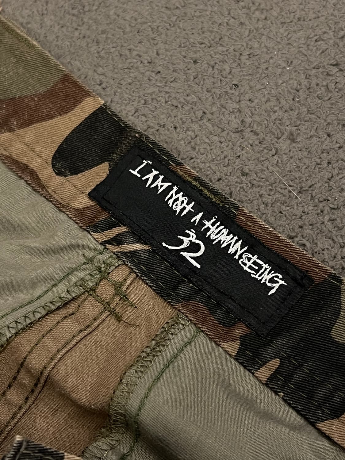 아임낫 어 휴먼비잉 카고 프린팅 팬츠 처분  상품이미지4