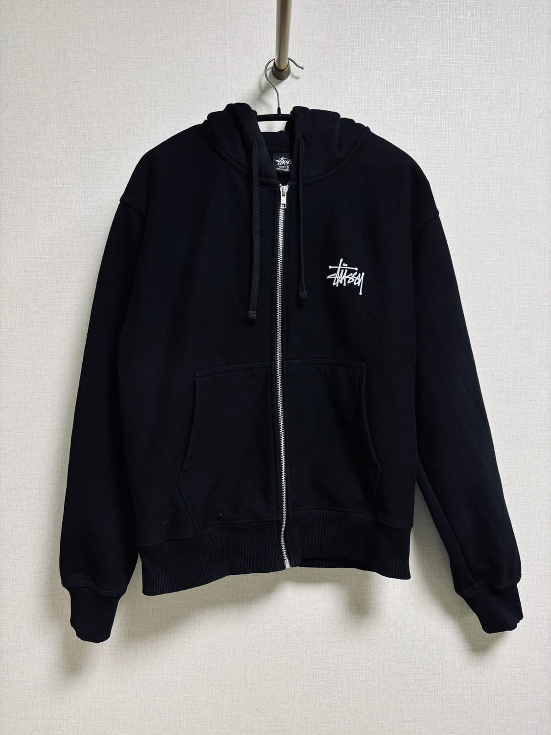 Stüssy 스투시 로고 블랙 후드 집업 상품이미지1