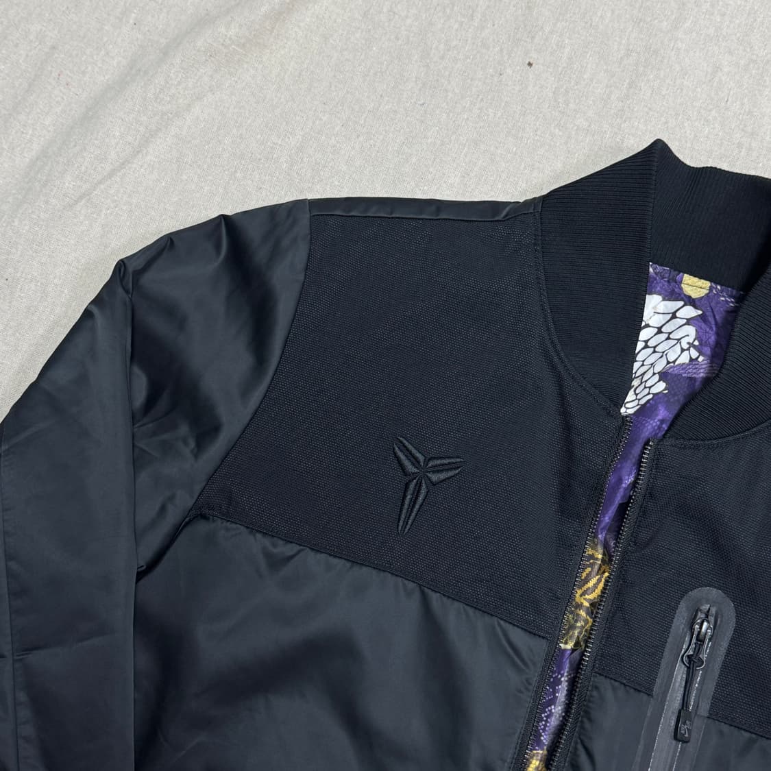 나이키 x 코비 리버시블 블루종 봄버 자켓 XL 상품이미지2