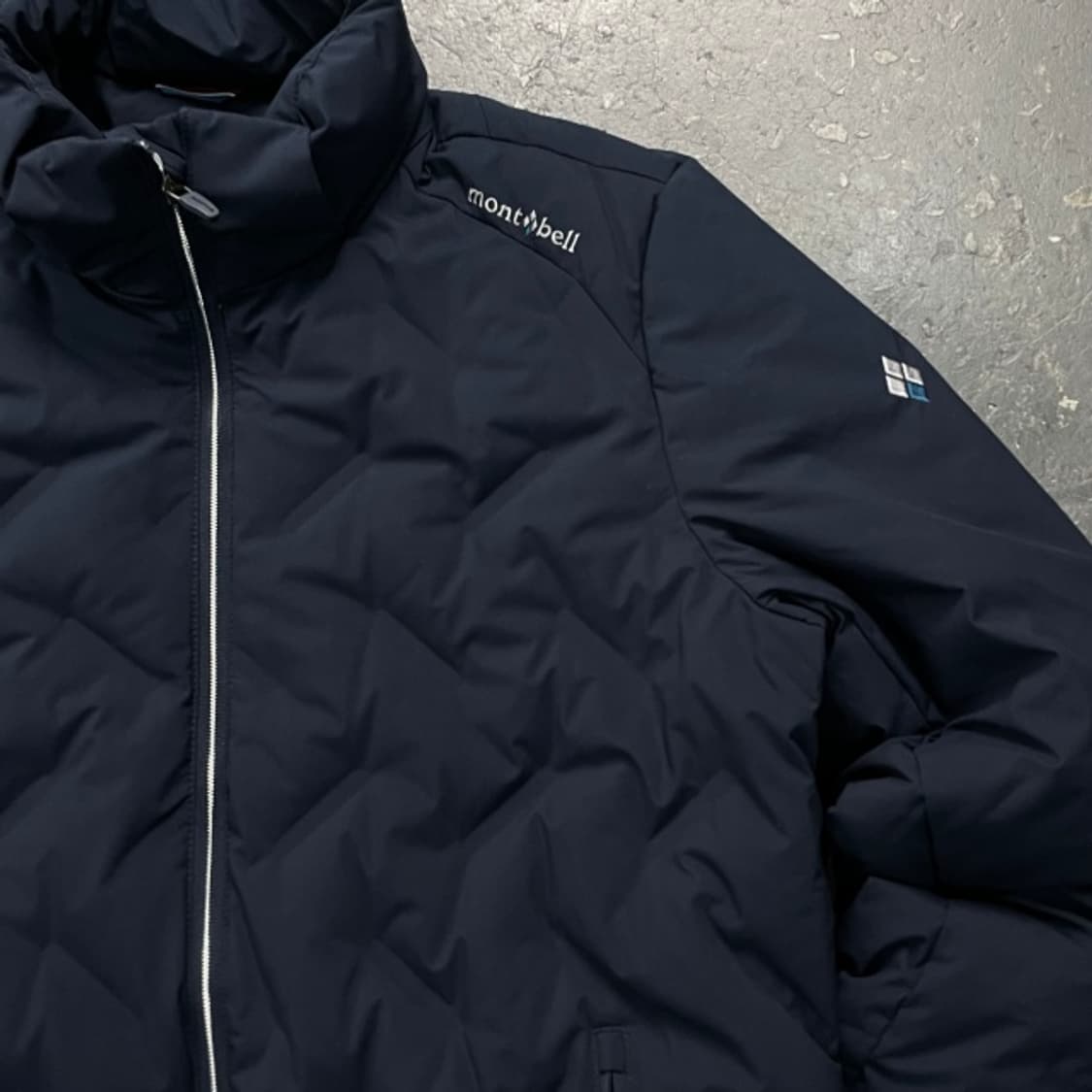 100 몽벨 경량패딩 상품이미지2