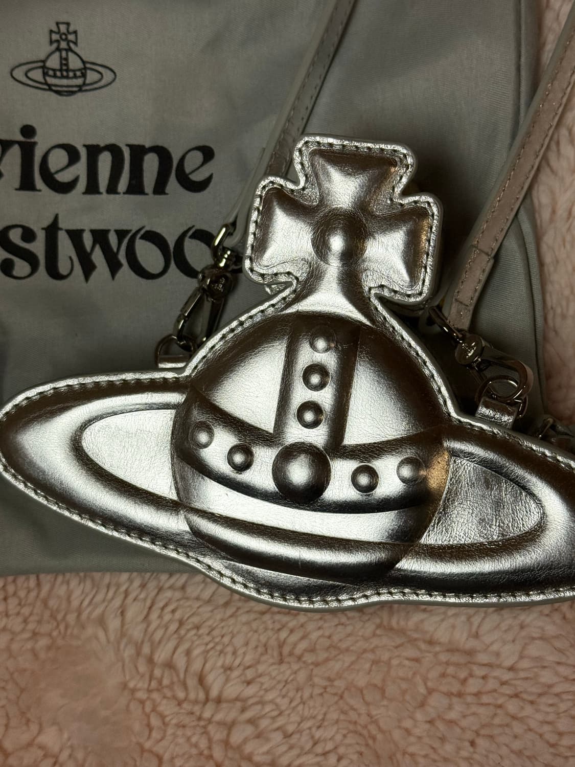 비비안웨스트우드 나노 오알비 크로스백 미니백 nano orb 상품이미지7