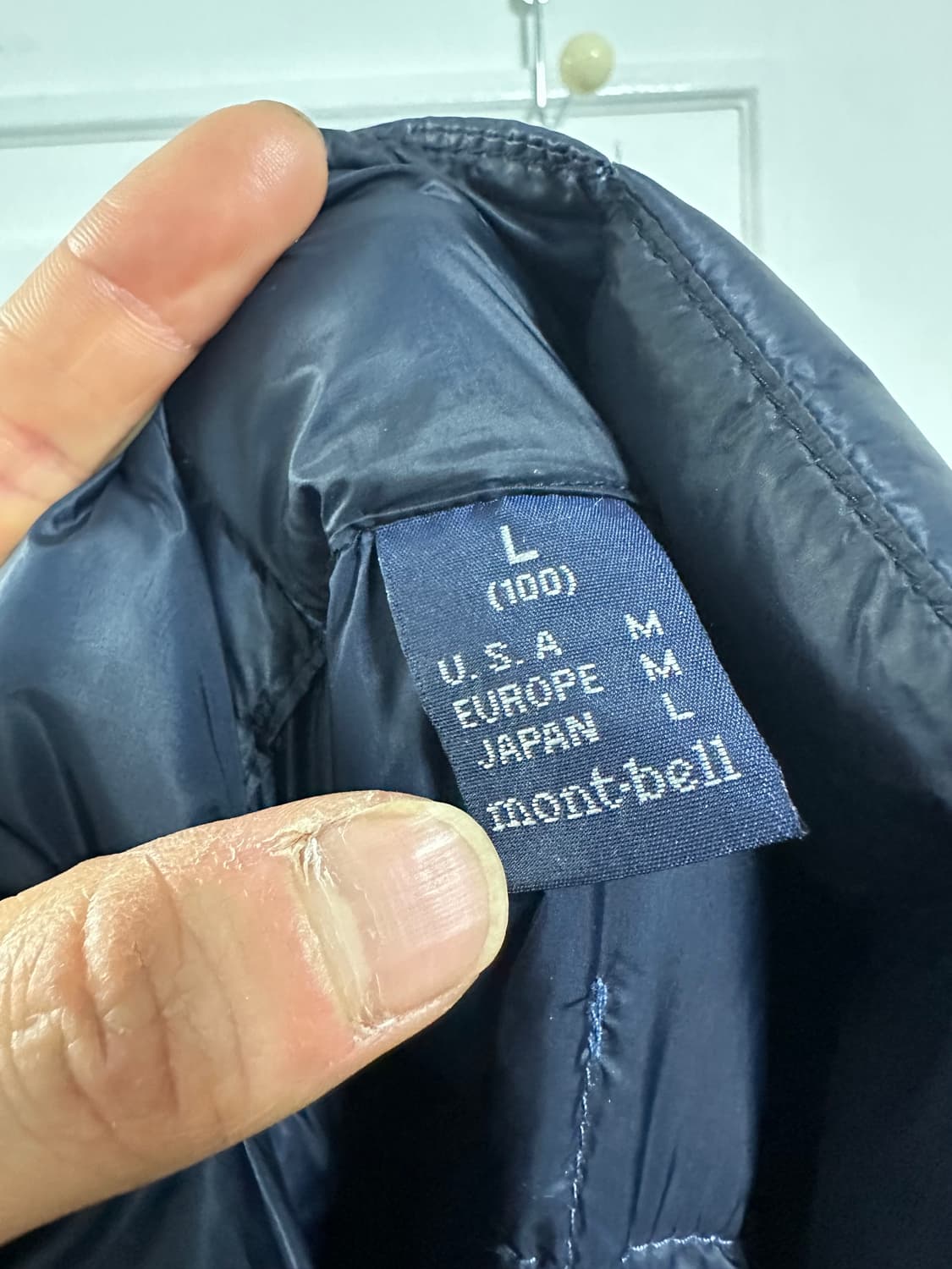 몽벨 온에어 경량패딩 상품이미지3