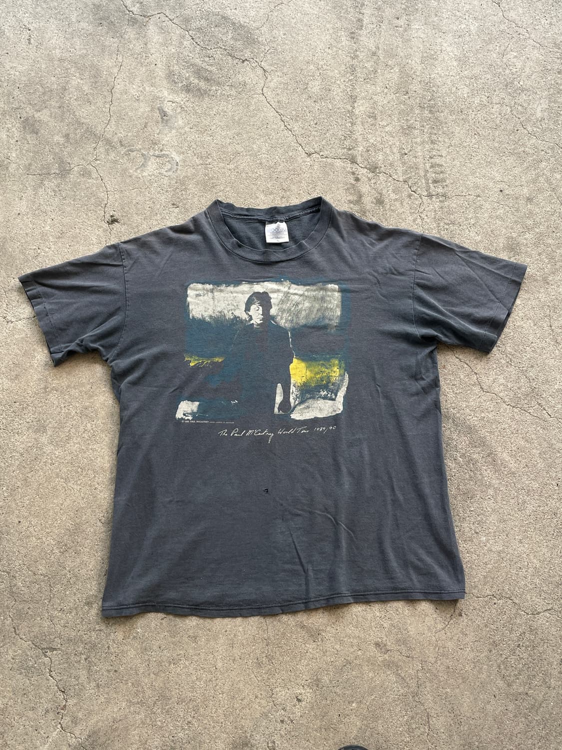 80s Paul McCartney Official Tour Fade T 상품이미지2