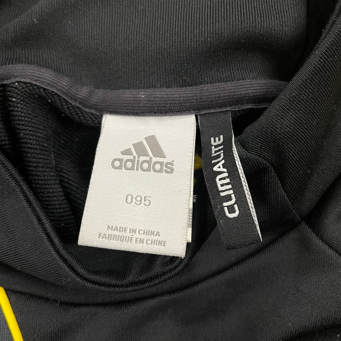 아디다스  맨유 블랙 옐로우 져지 롱슬리브 95 상품이미지5