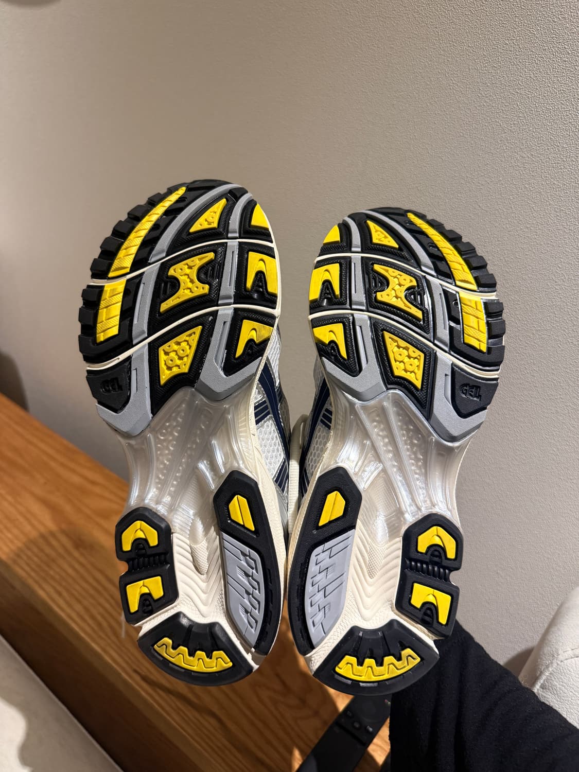 아식스 x JJJ자운드 젤 카야노 14 화이트 미드나잇 280 상품이미지8