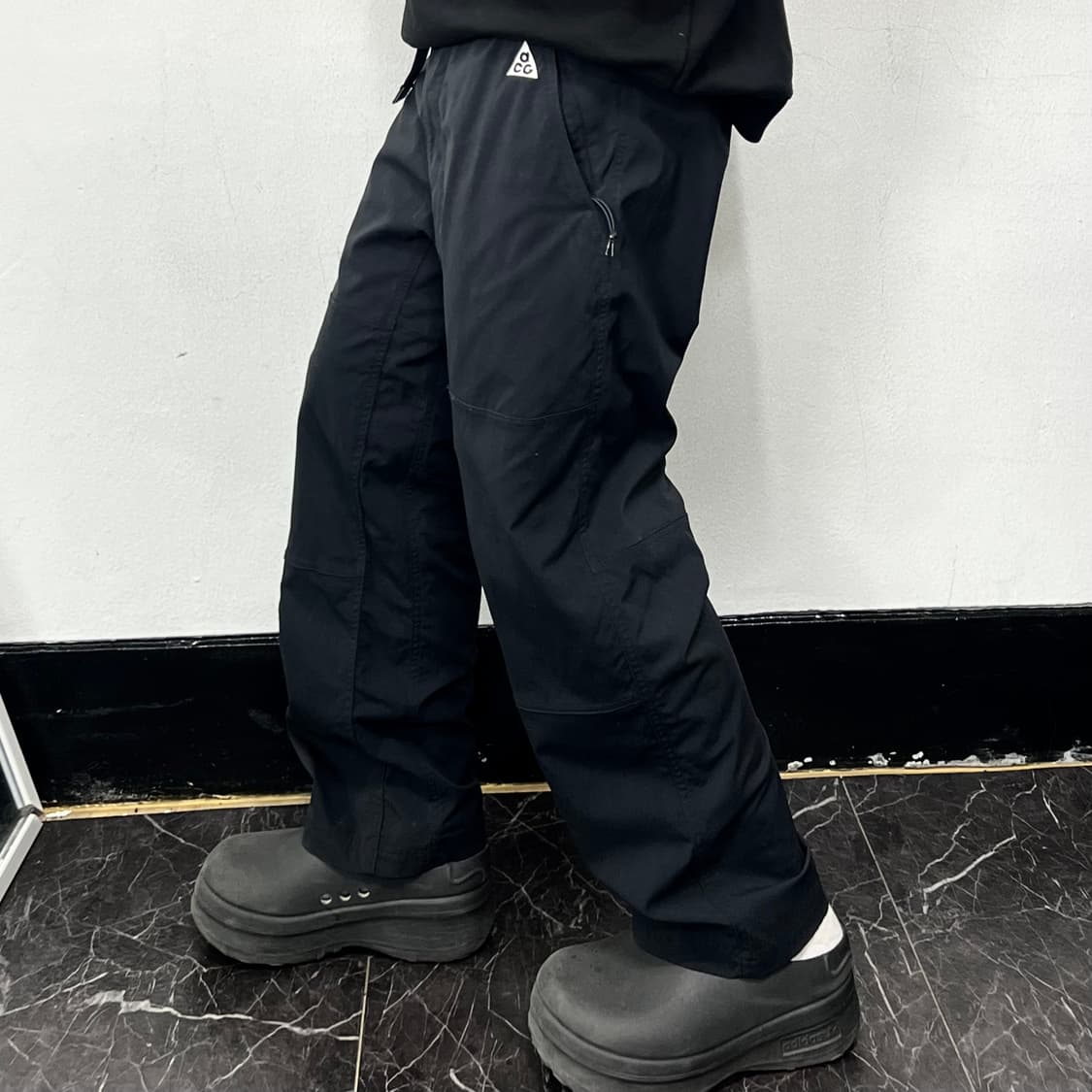 나이키 ACG 하이킹 팬츠 블랙 상품이미지1