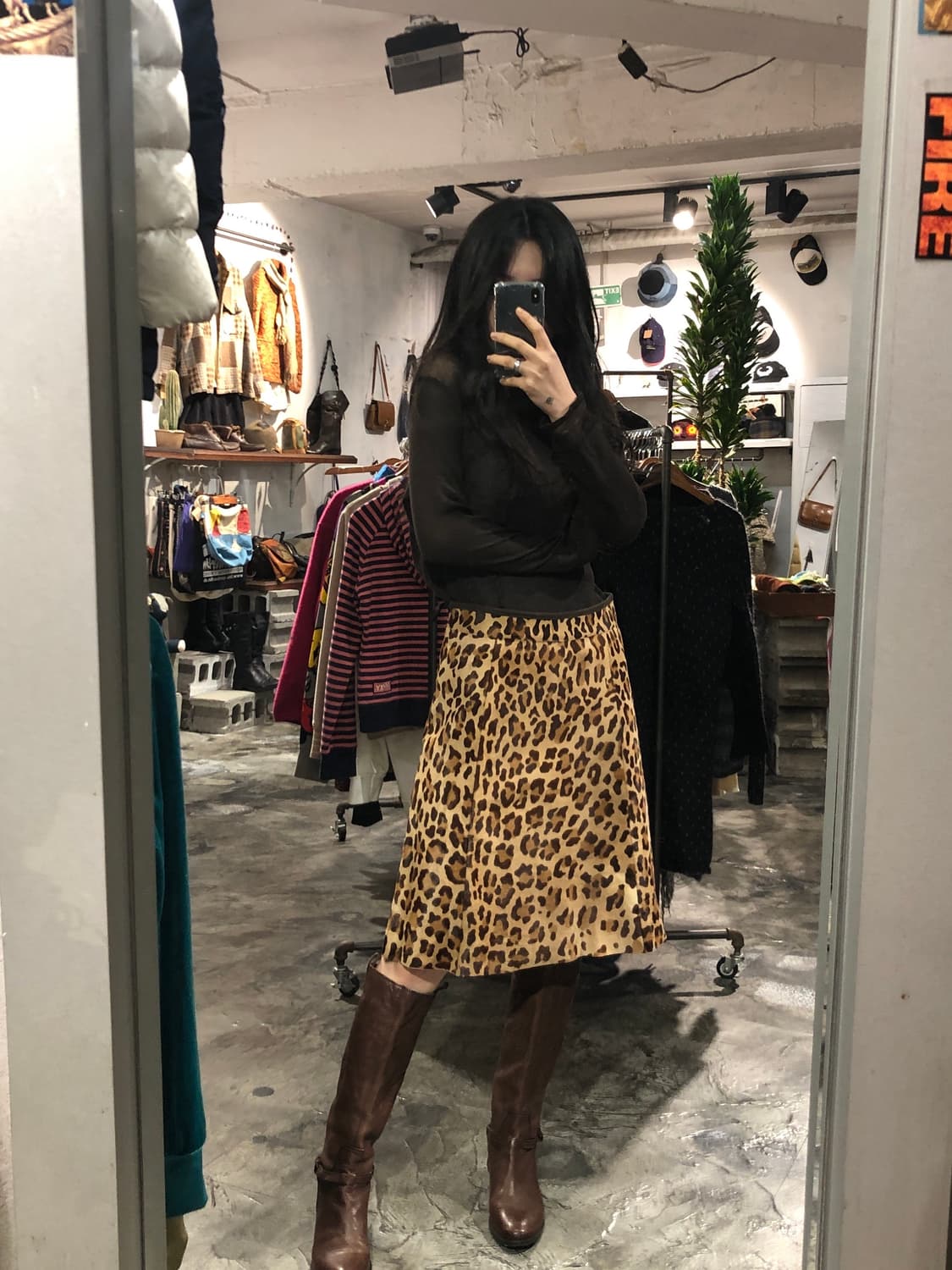 Prada brown leopard fur midi skirt 상품이미지1