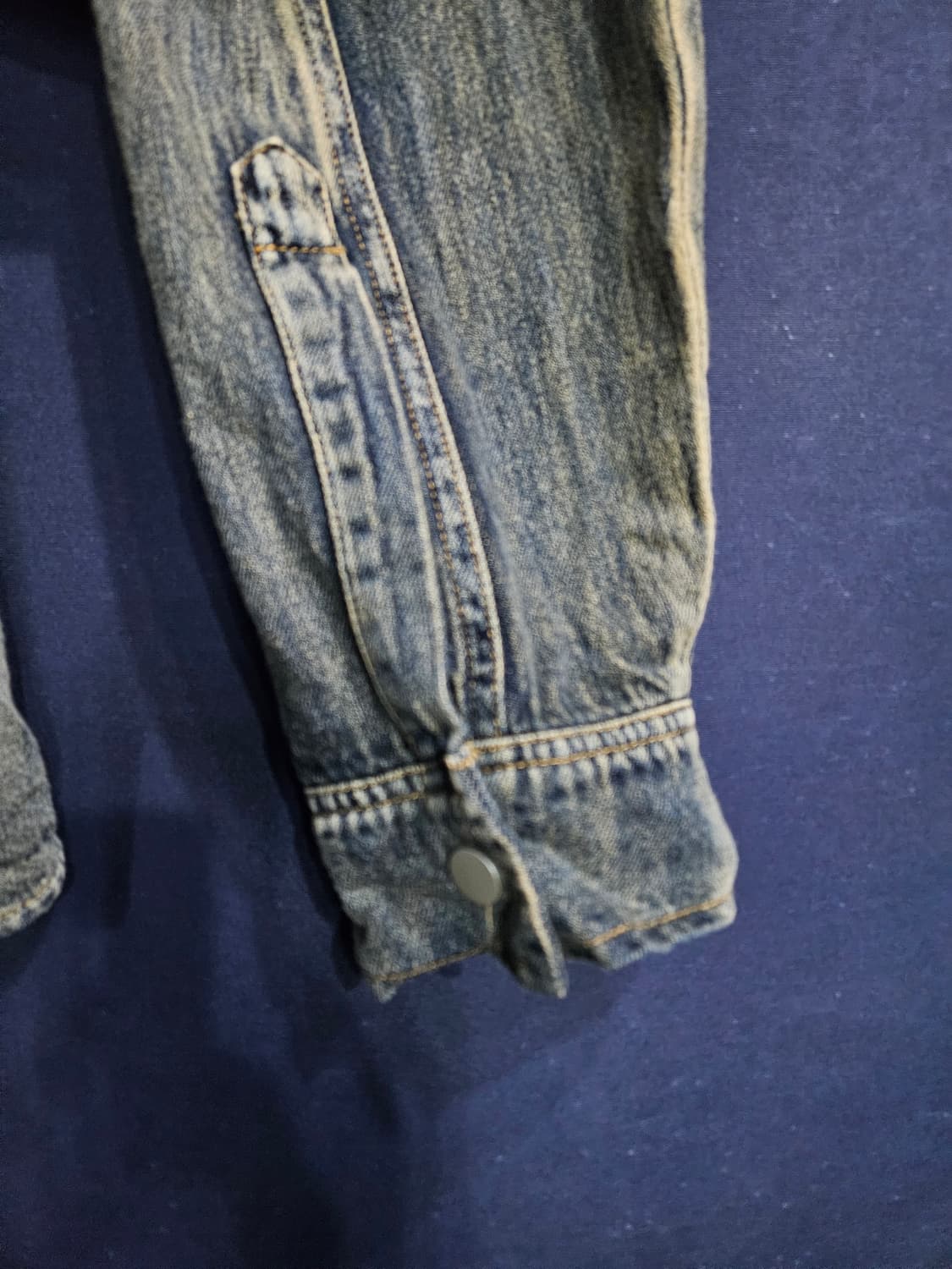 OURROOM 아워룸 네이비 남성 세미오버핏 100~105 데님 긴팔셔츠 상품이미지5