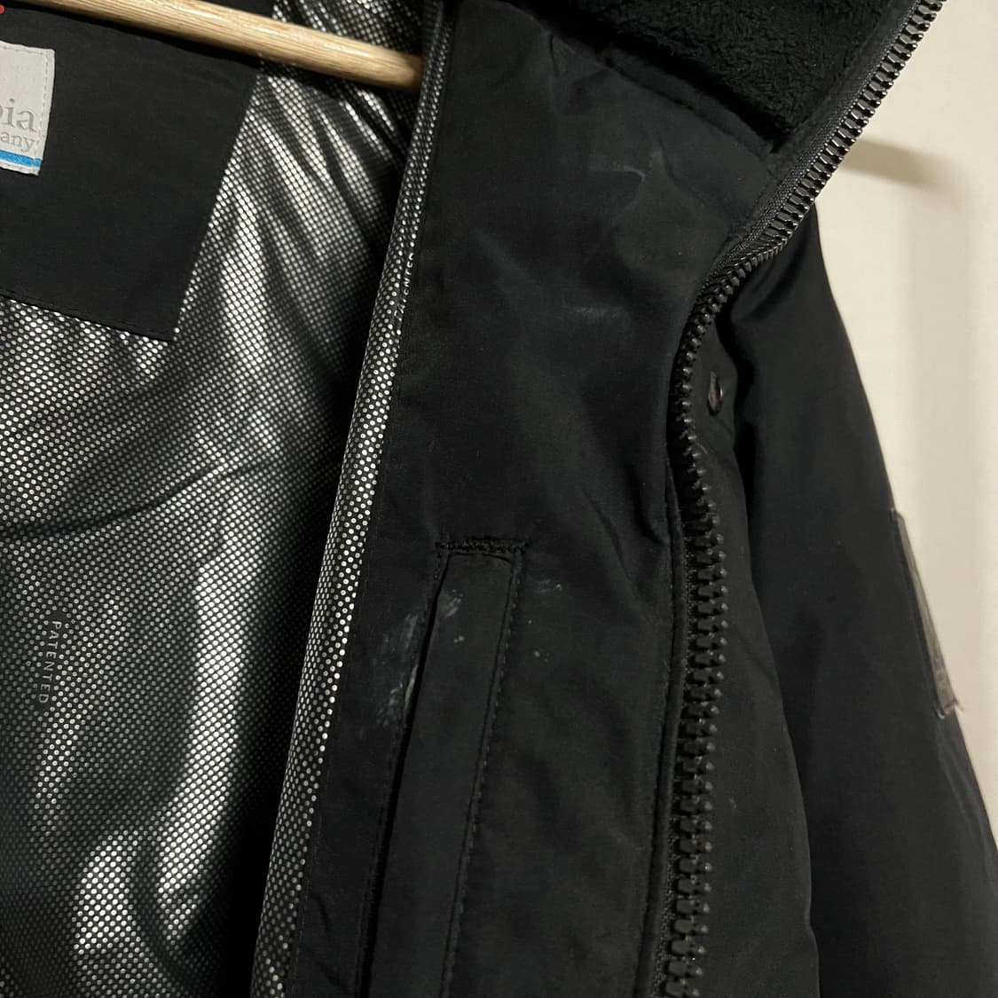 컬럼비아 구스다운 블랙 롱패딩 M 상품이미지6