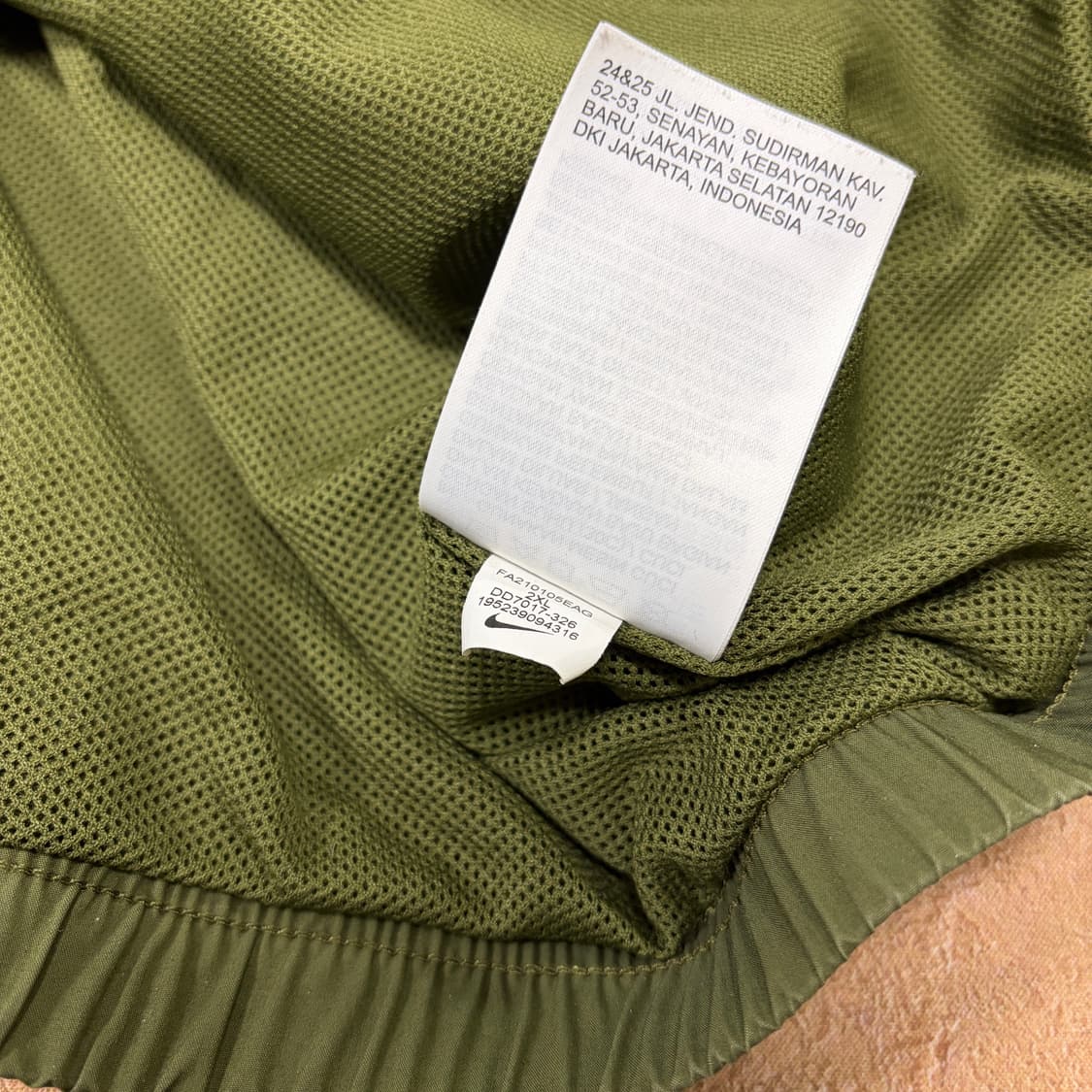 나이키 카키 그린 오버핏 웜업 바람막이 상품이미지7